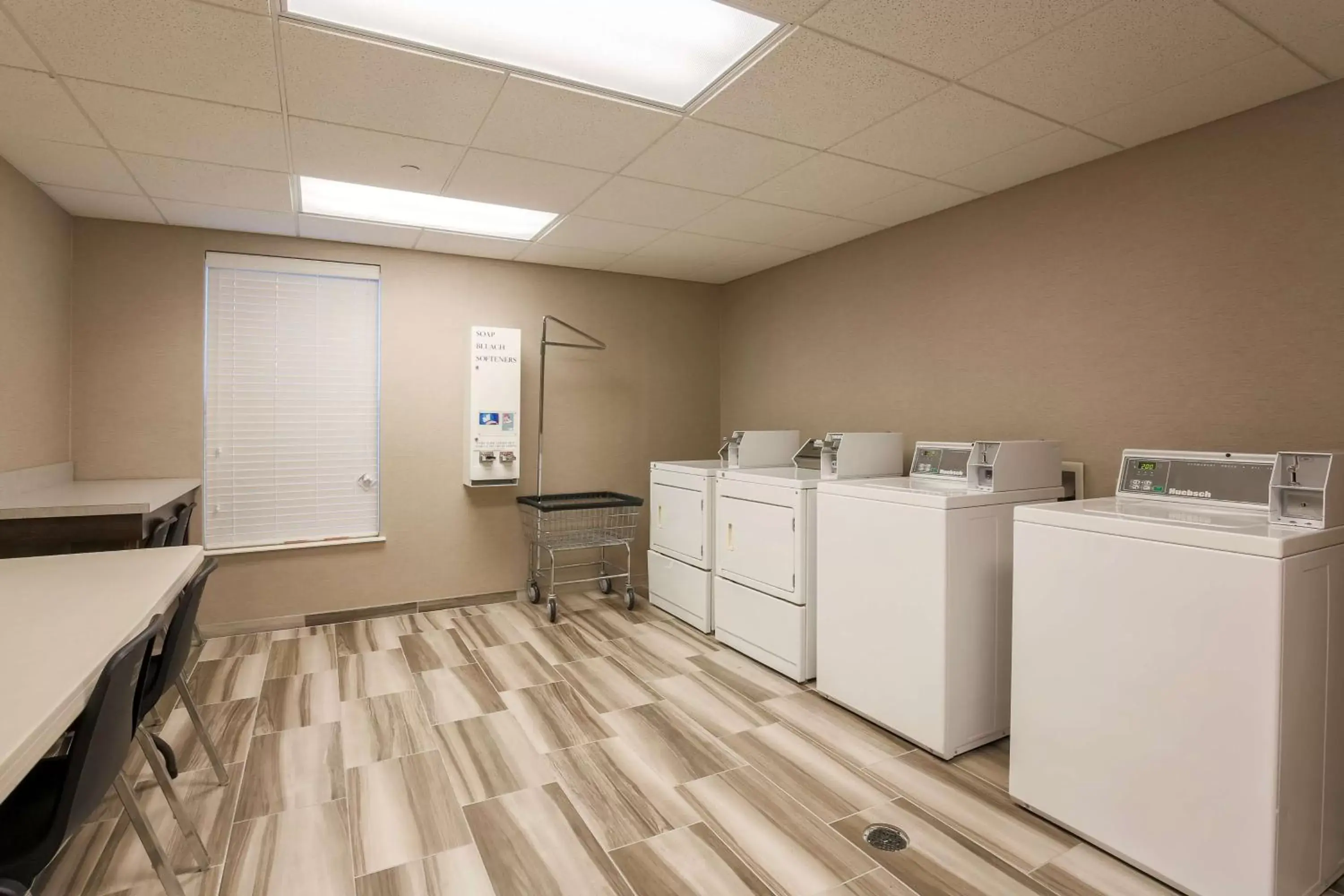 Property building, Kitchen/Kitchenette in Homewood Suites by Hilton Southwind - Hacks Cross