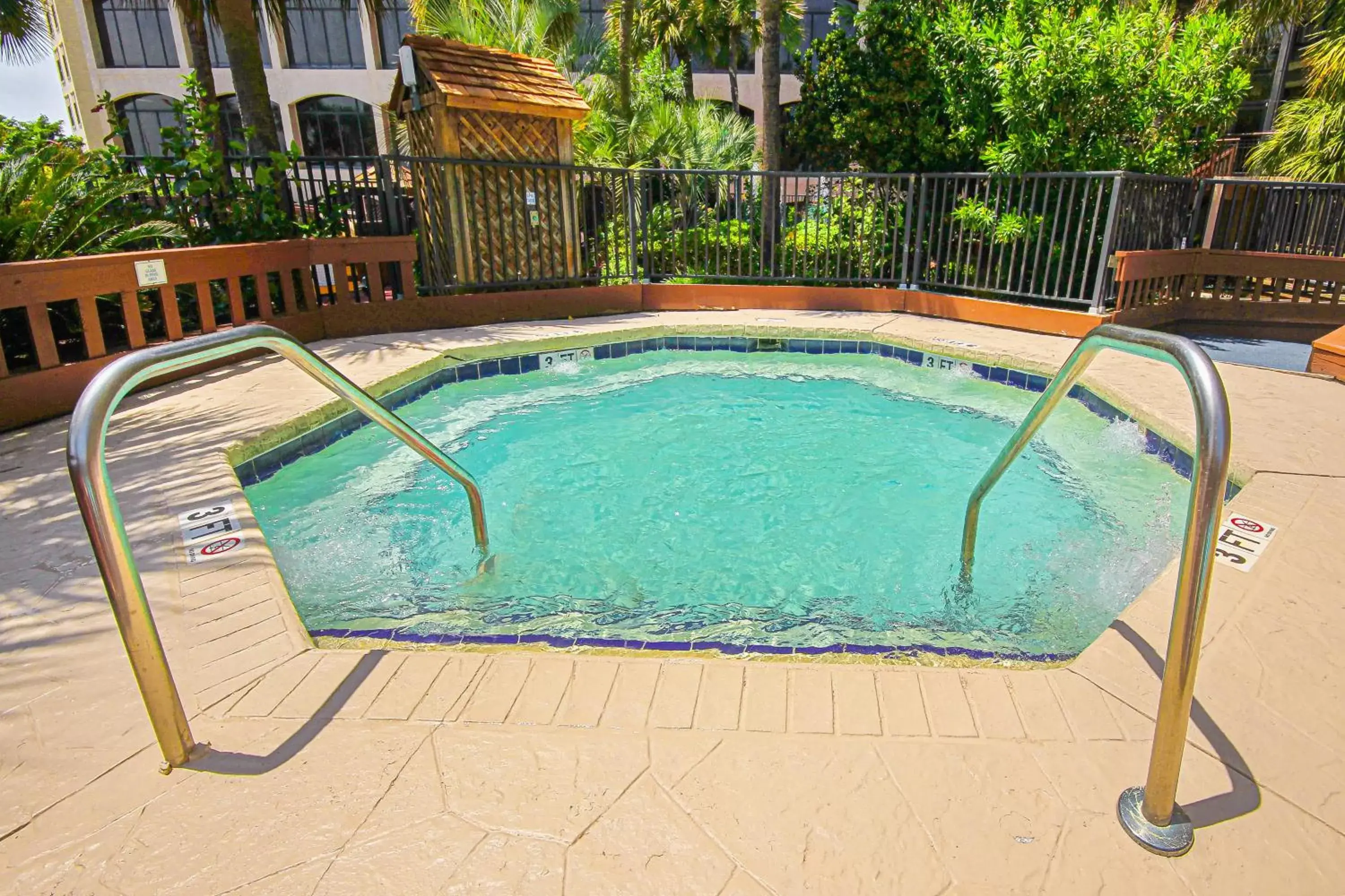 Swimming Pool in Beach Cove Bungalow