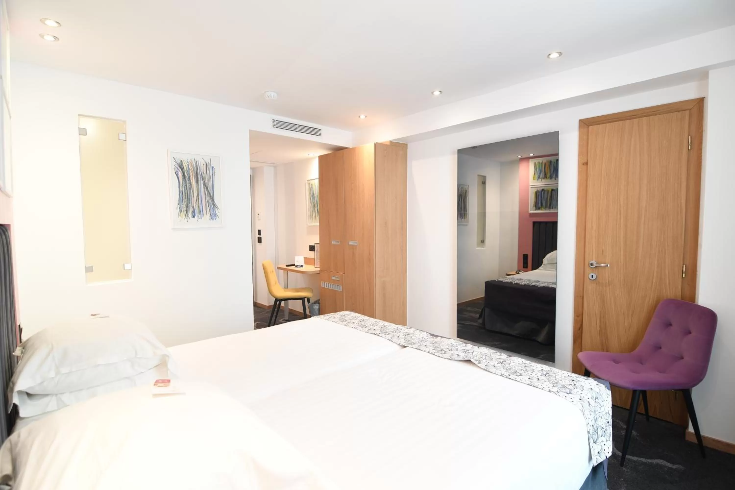 Decorative detail, Bed in Hotel Aida Opera