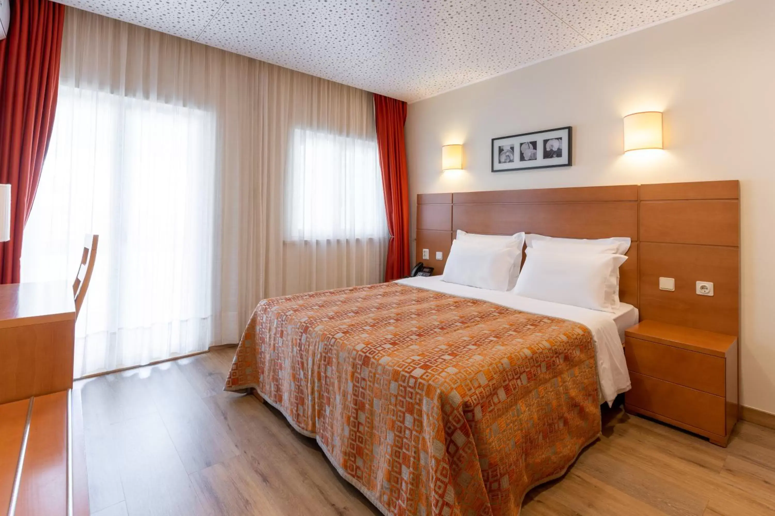 Bed in Hotel Berne