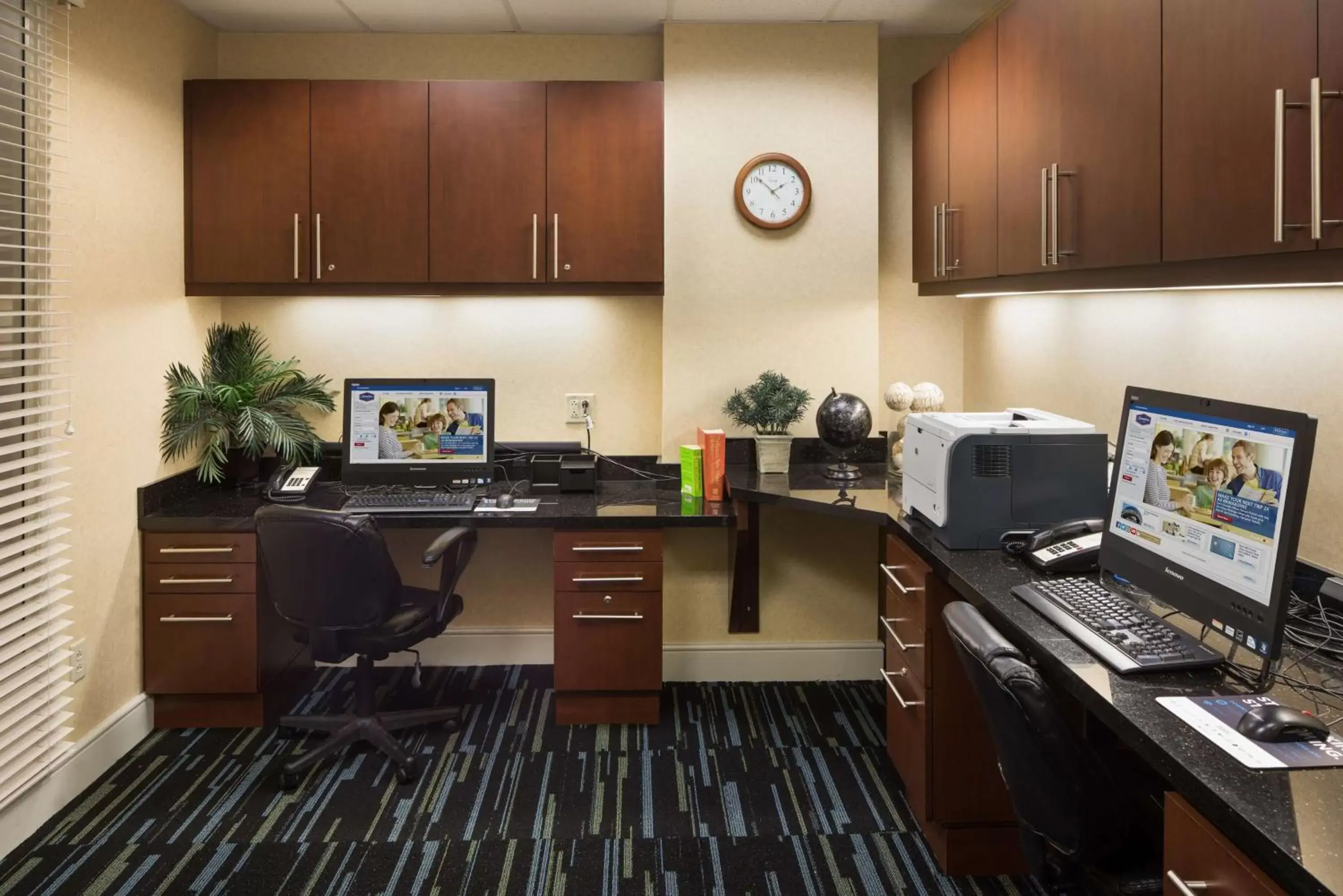 Business facilities in Hampton Inn & Suites Little Rock-Downtown