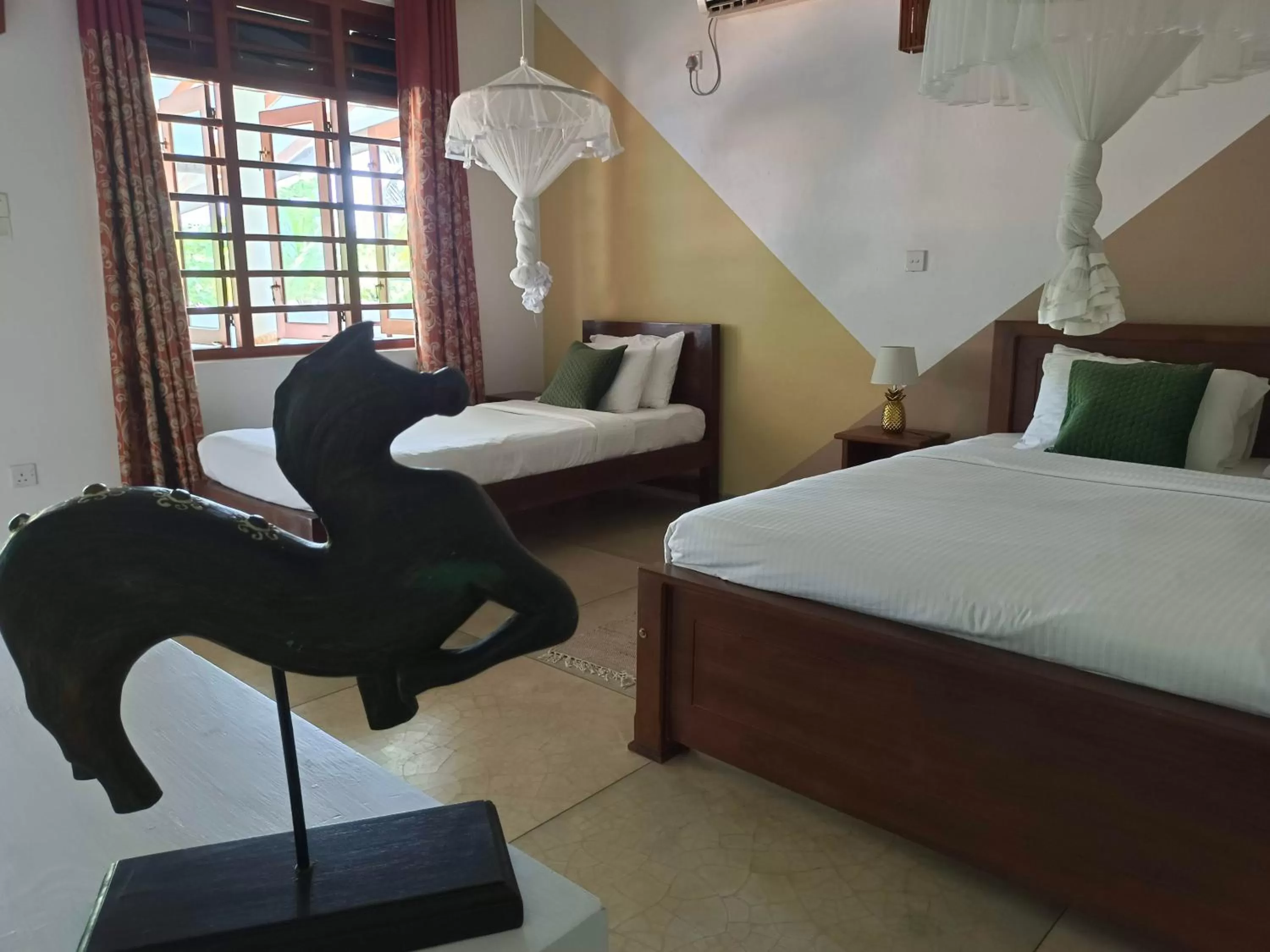 Bedroom, Bed in Weligama Ocean Breeze