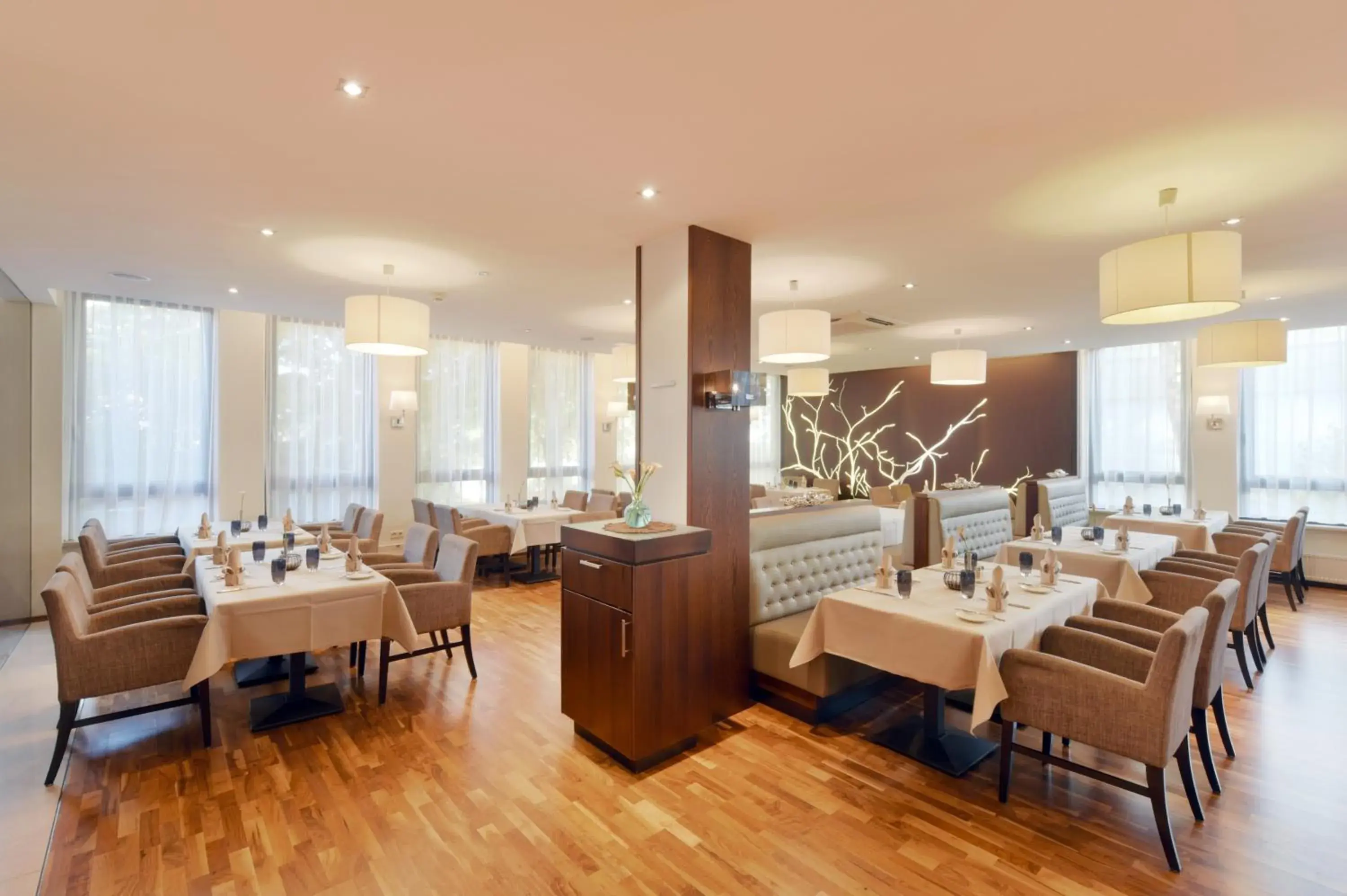 Restaurant/places to eat in ACHAT Hotel München Süd Restaurant/places to eat in ACHAT Hotel München Süd