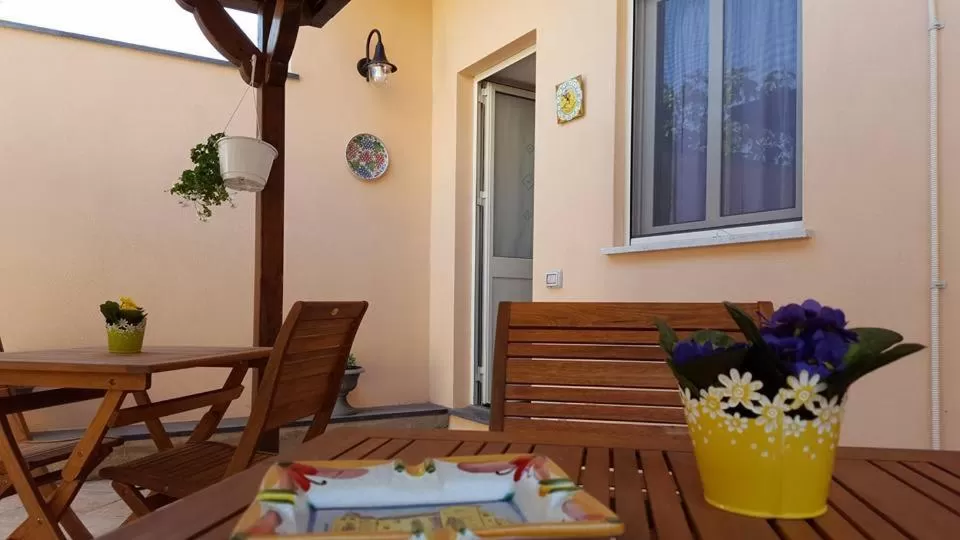 Patio in B&B Villa Letizia Inn