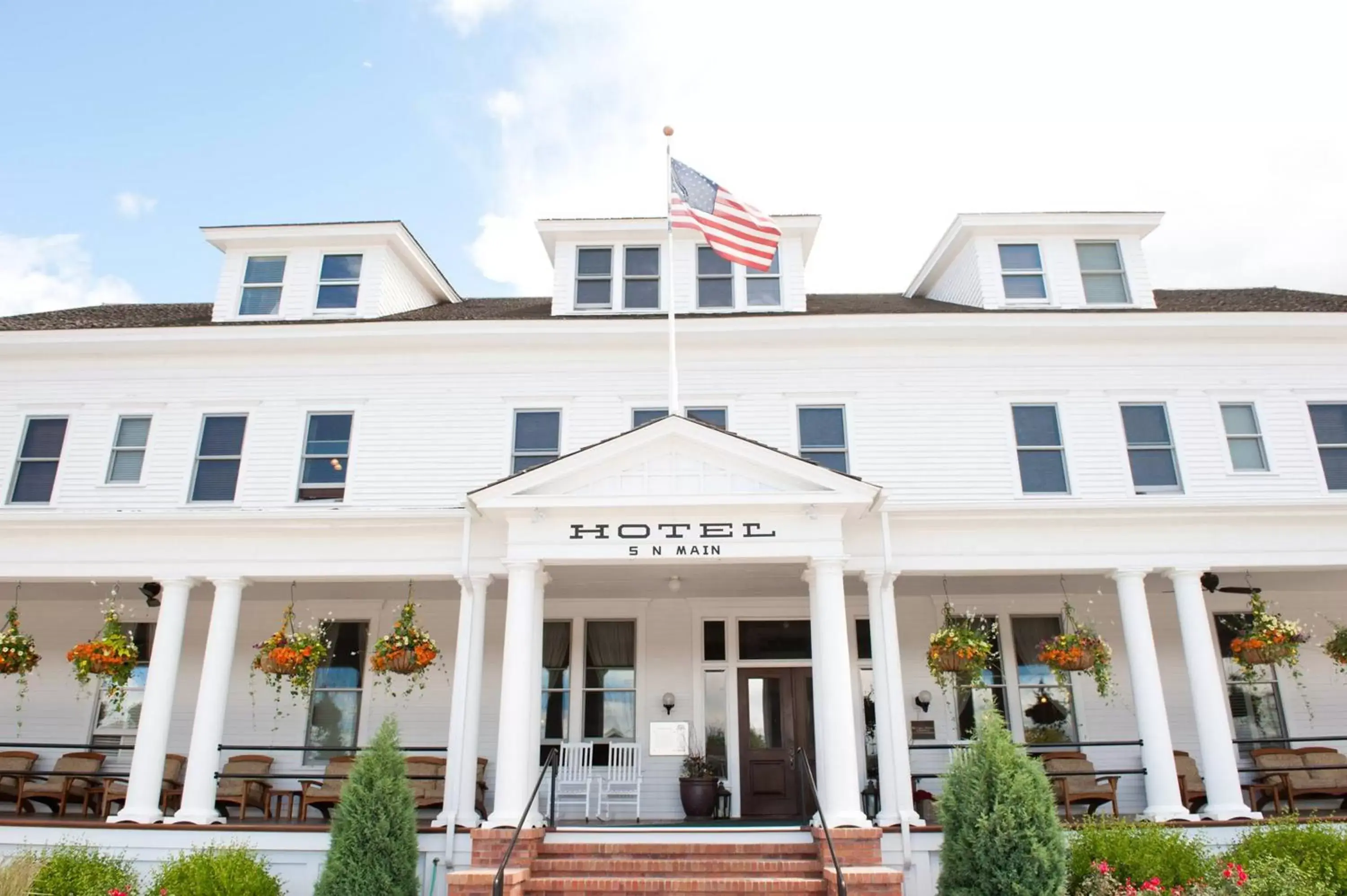 Facade/entrance, Property Building in The Sacajawea Hotel