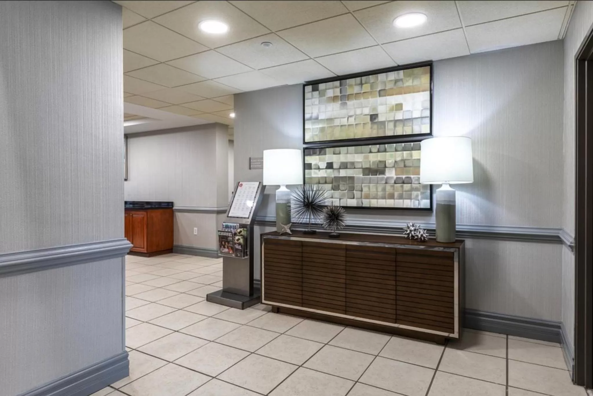 Lobby or reception in Wingate by Wyndham Charlotte Concord Mills/Speedway