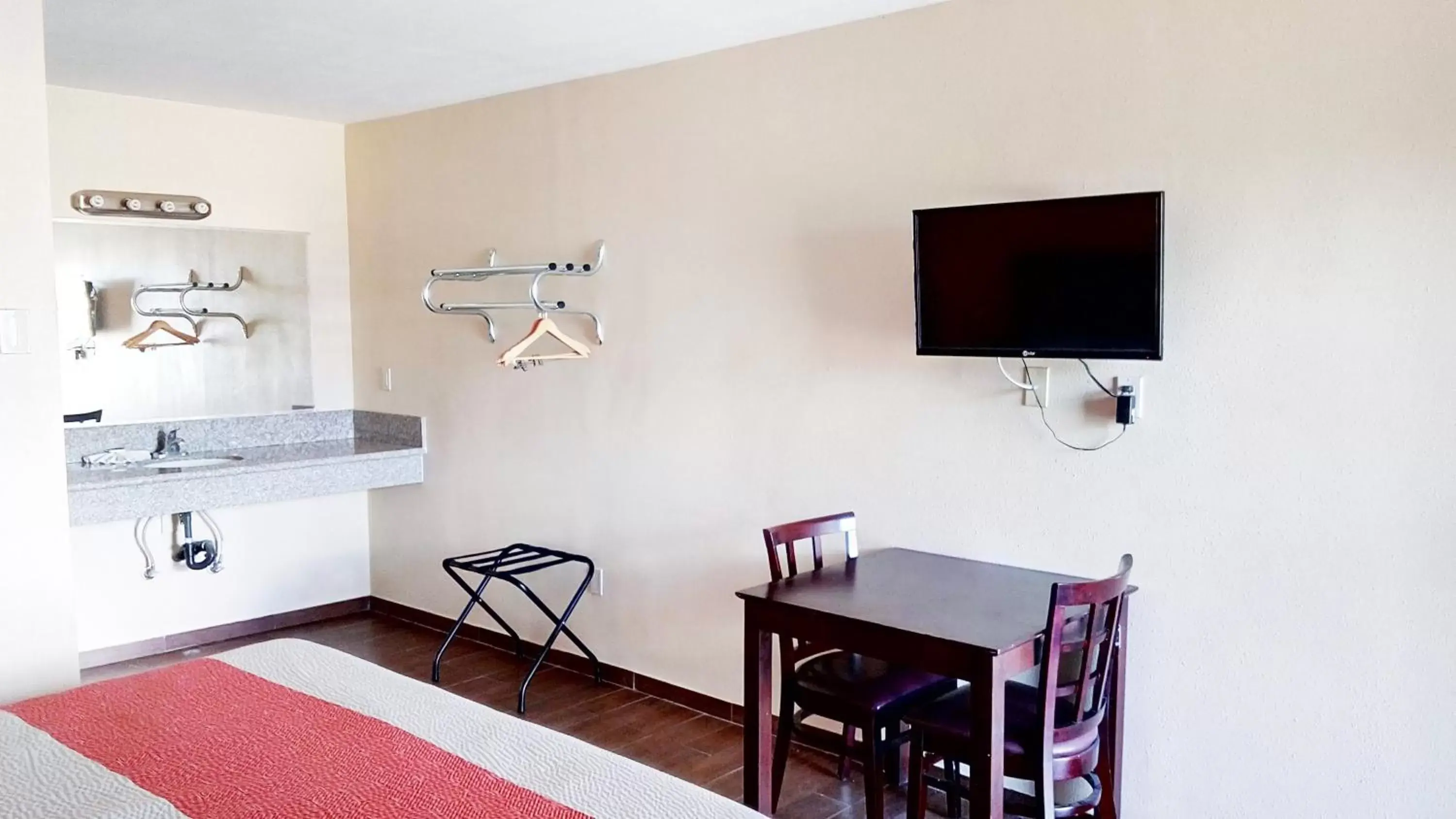 Other, Dining Area in Motel 6-Blythe, CA - South