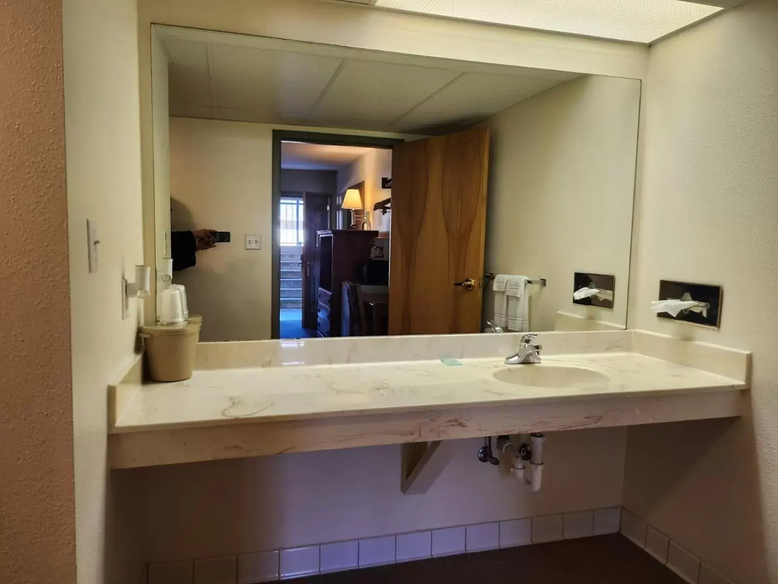 Bathroom in Hot Springs Village Inn