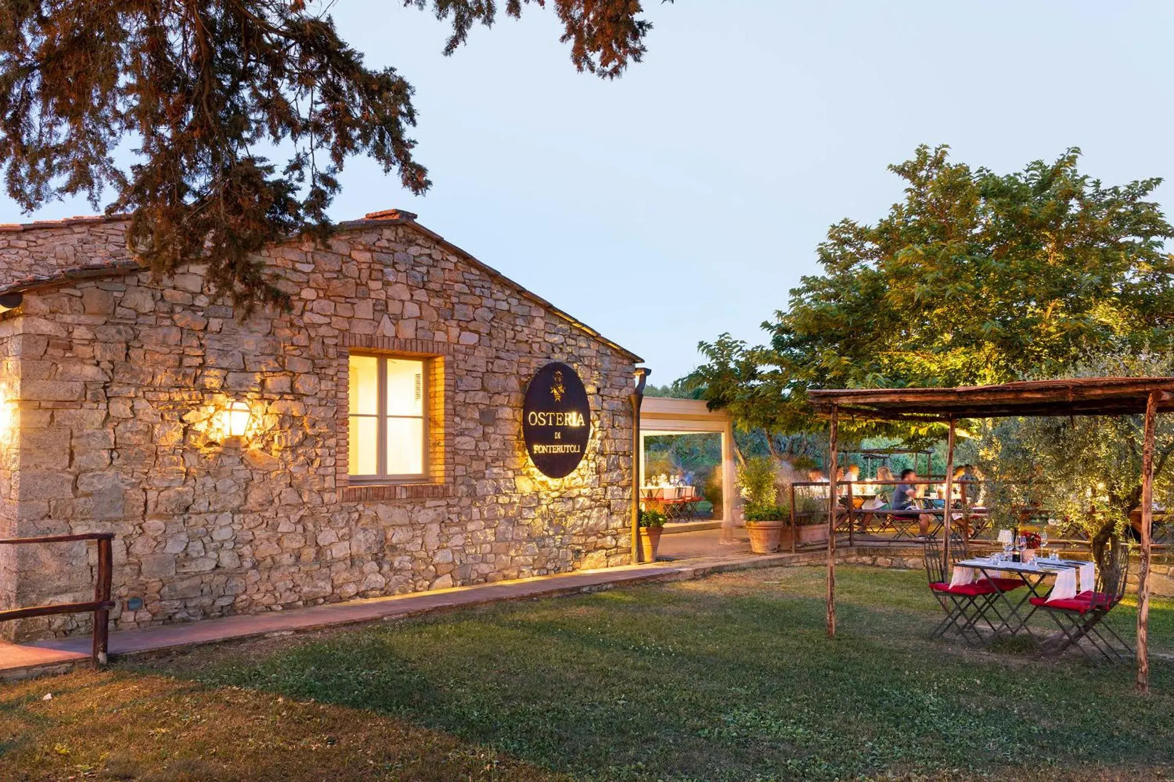 Restaurant/places to eat, Property Building in Castello di Fonterutoli Wine Resort