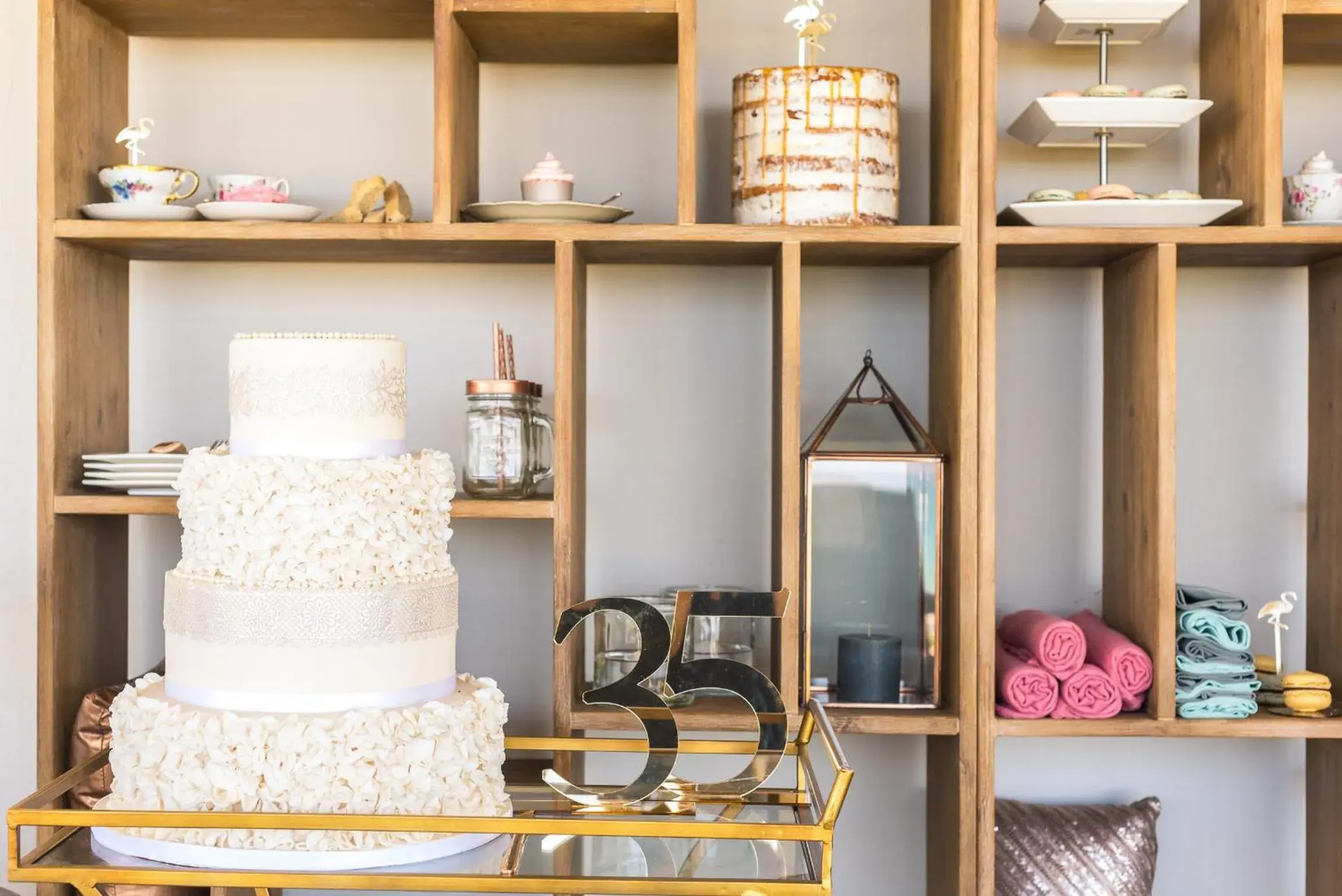 Restaurant/places to eat in Blue Bay Lodge Restaurant/places to eat in Blue Bay Lodge