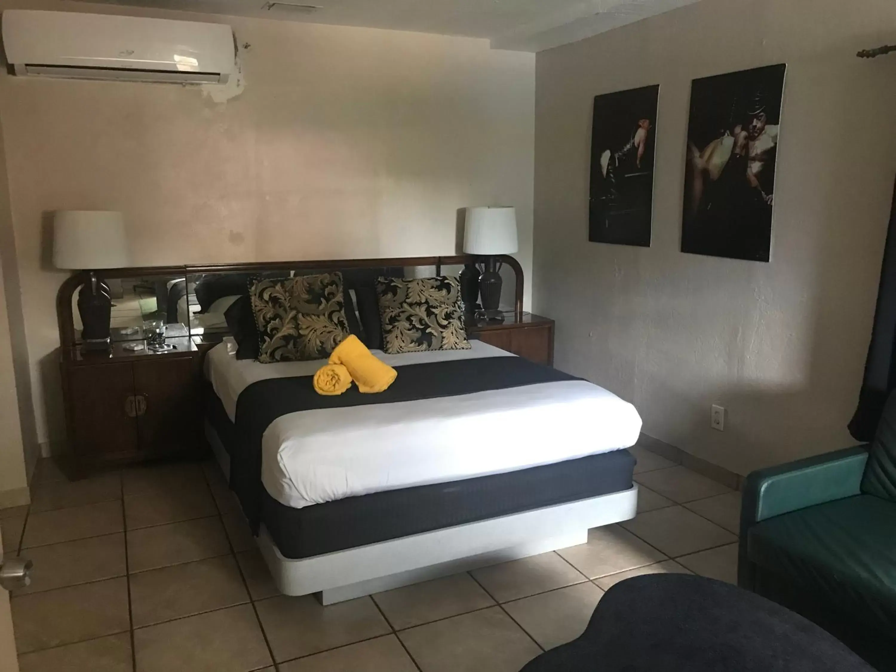 Bed in INN LEATHER GUEST HOUSE-GAY MALE ONLY