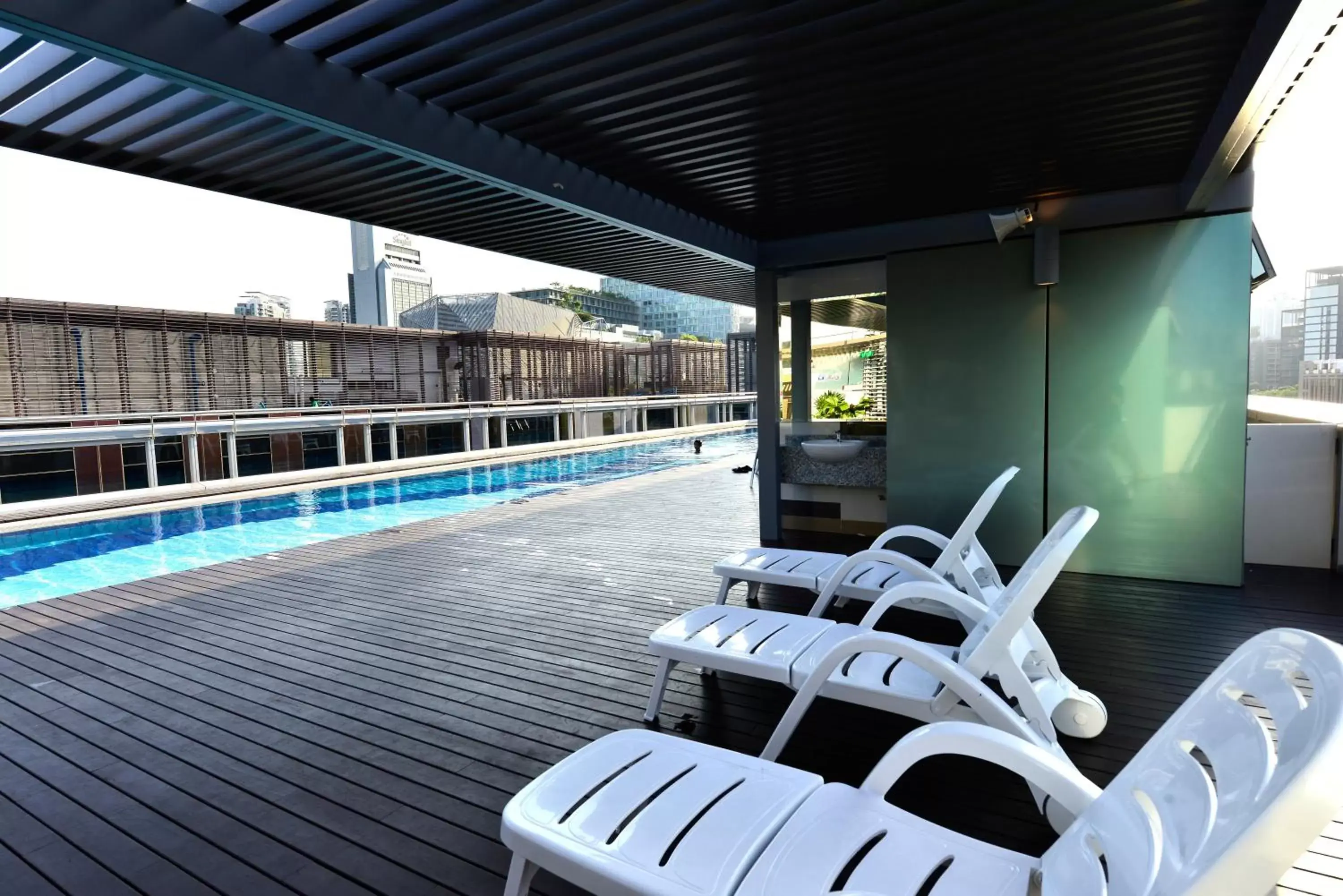 Swimming pool, Patio/Outdoor Area in Hotel Chancellor@Orchard