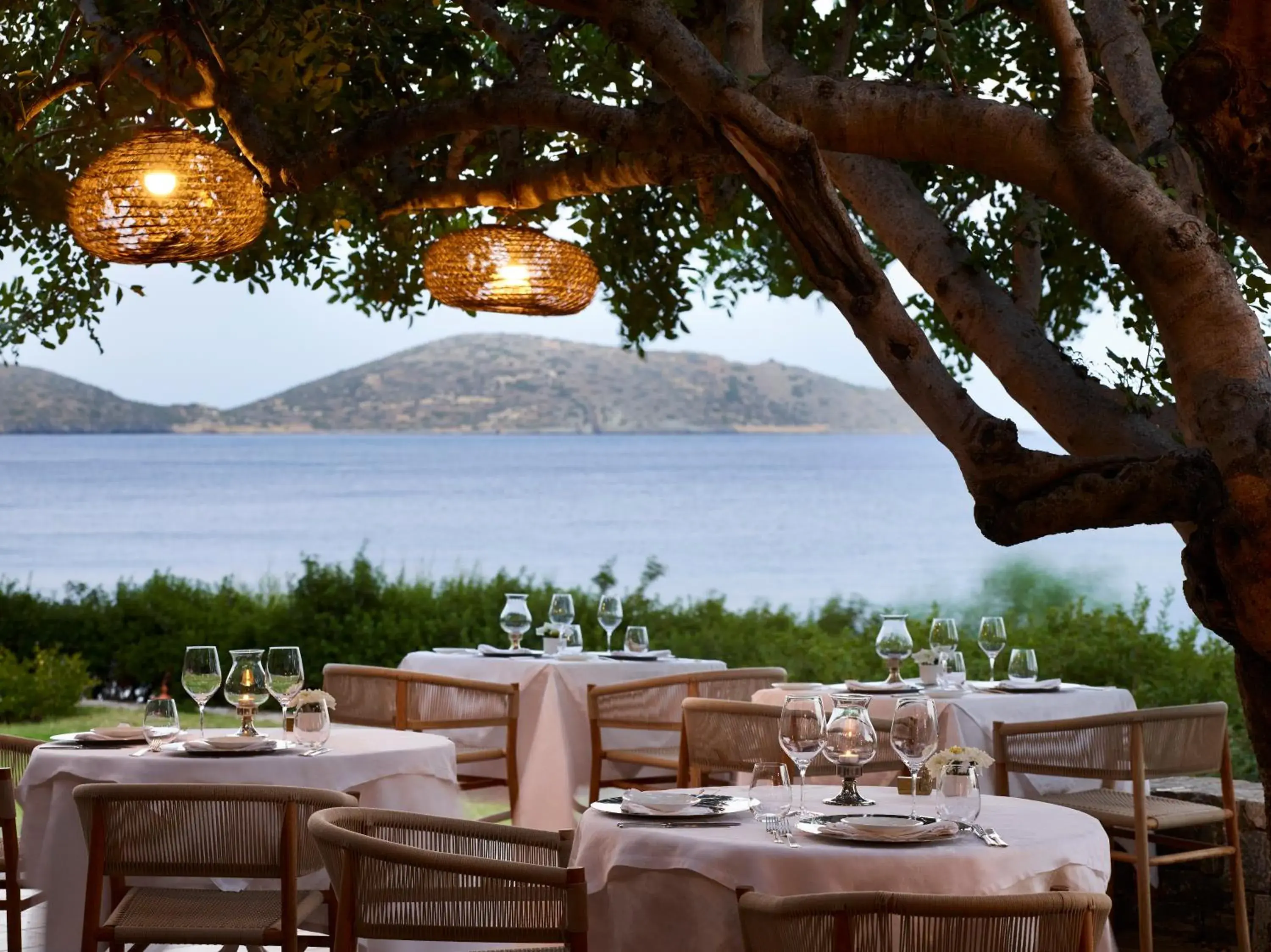 Restaurant/Places to Eat in Elounda Mare Relais & Châteaux Hotel