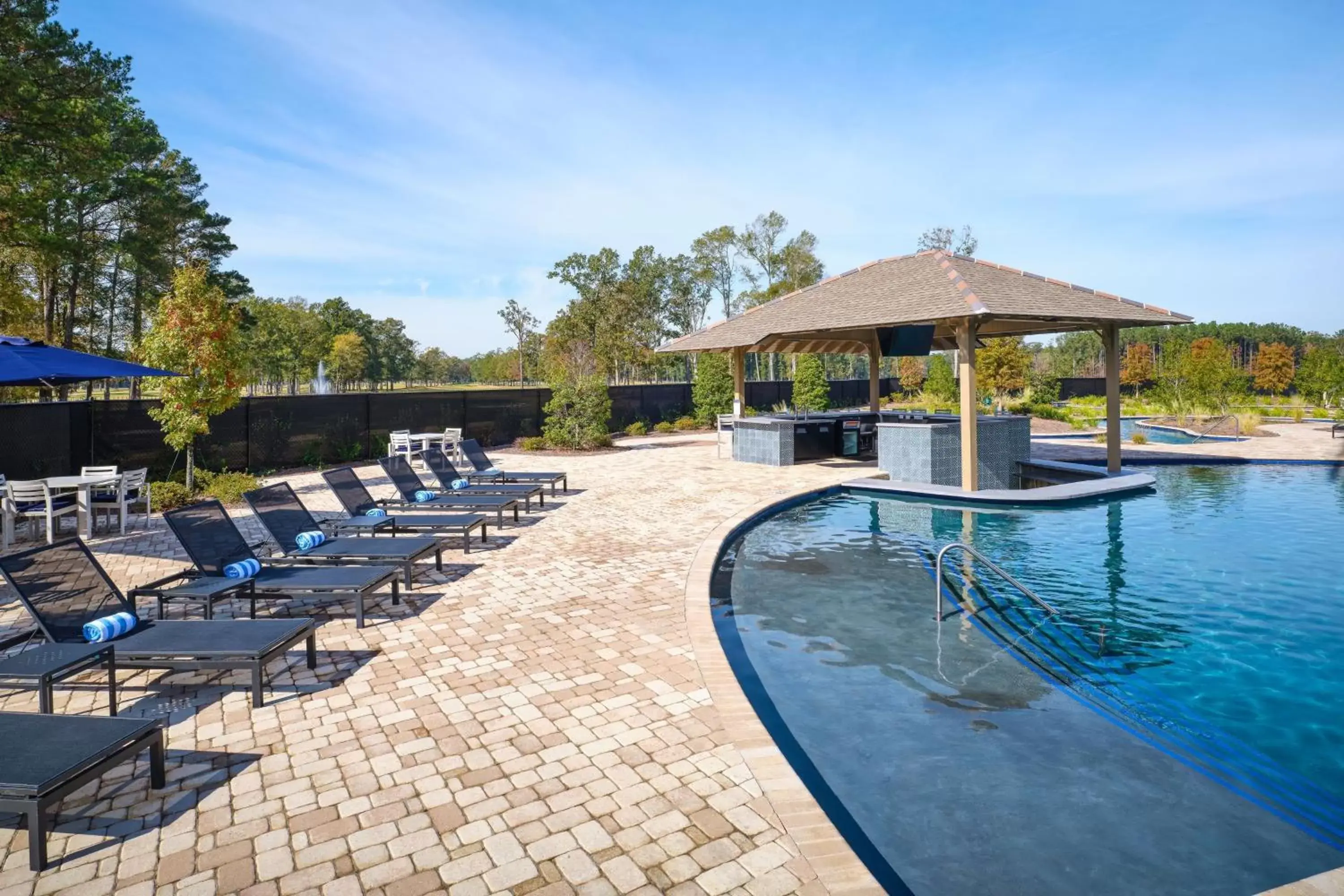 Swimming Pool in Sheraton Flowood The Refuge Hotel & Conference Center