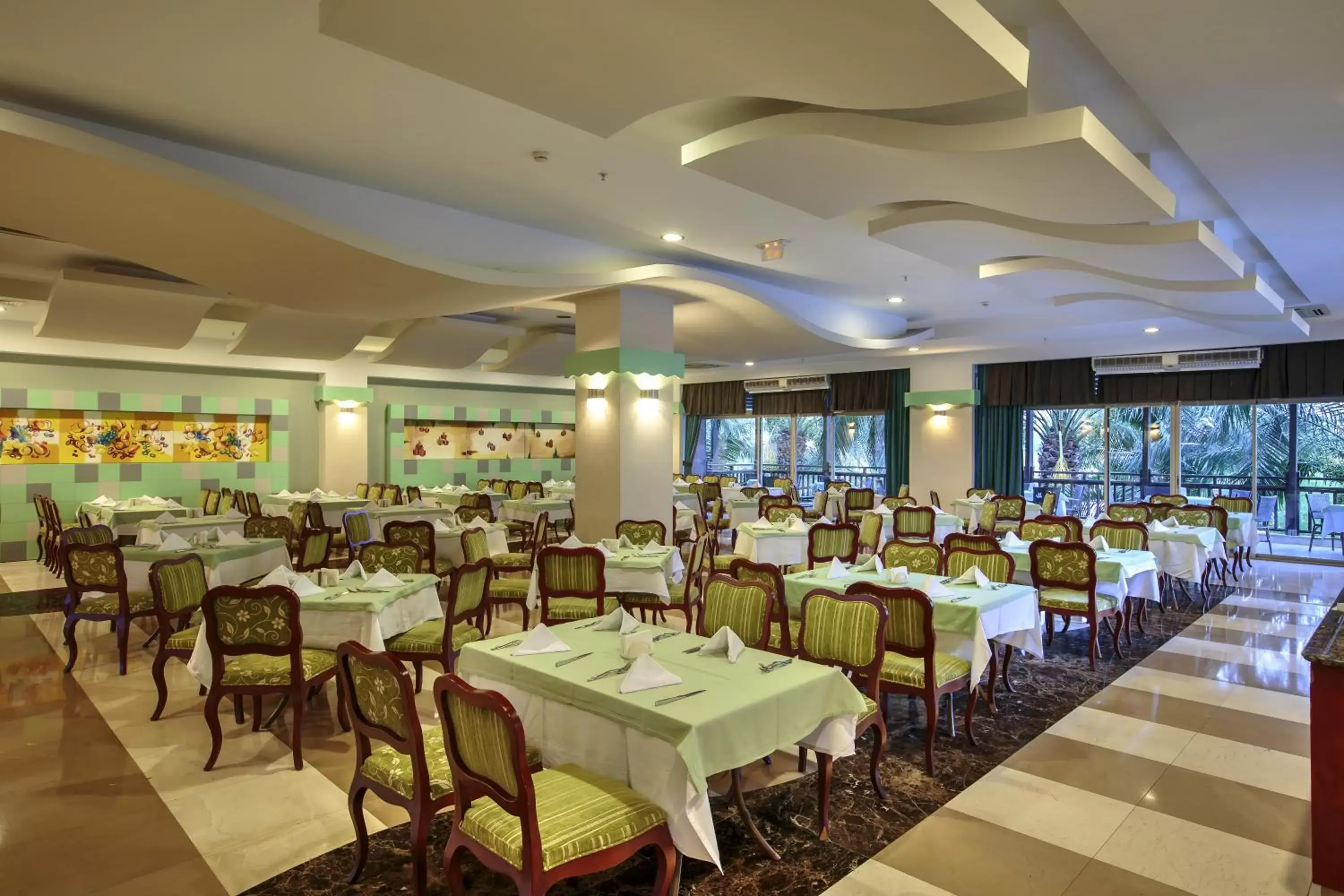 Food and drinks in Sunis Kumköy Beach Resort Hotel & Spa Food and drinks in Sunis Kumköy Beach Resort Hotel & Spa