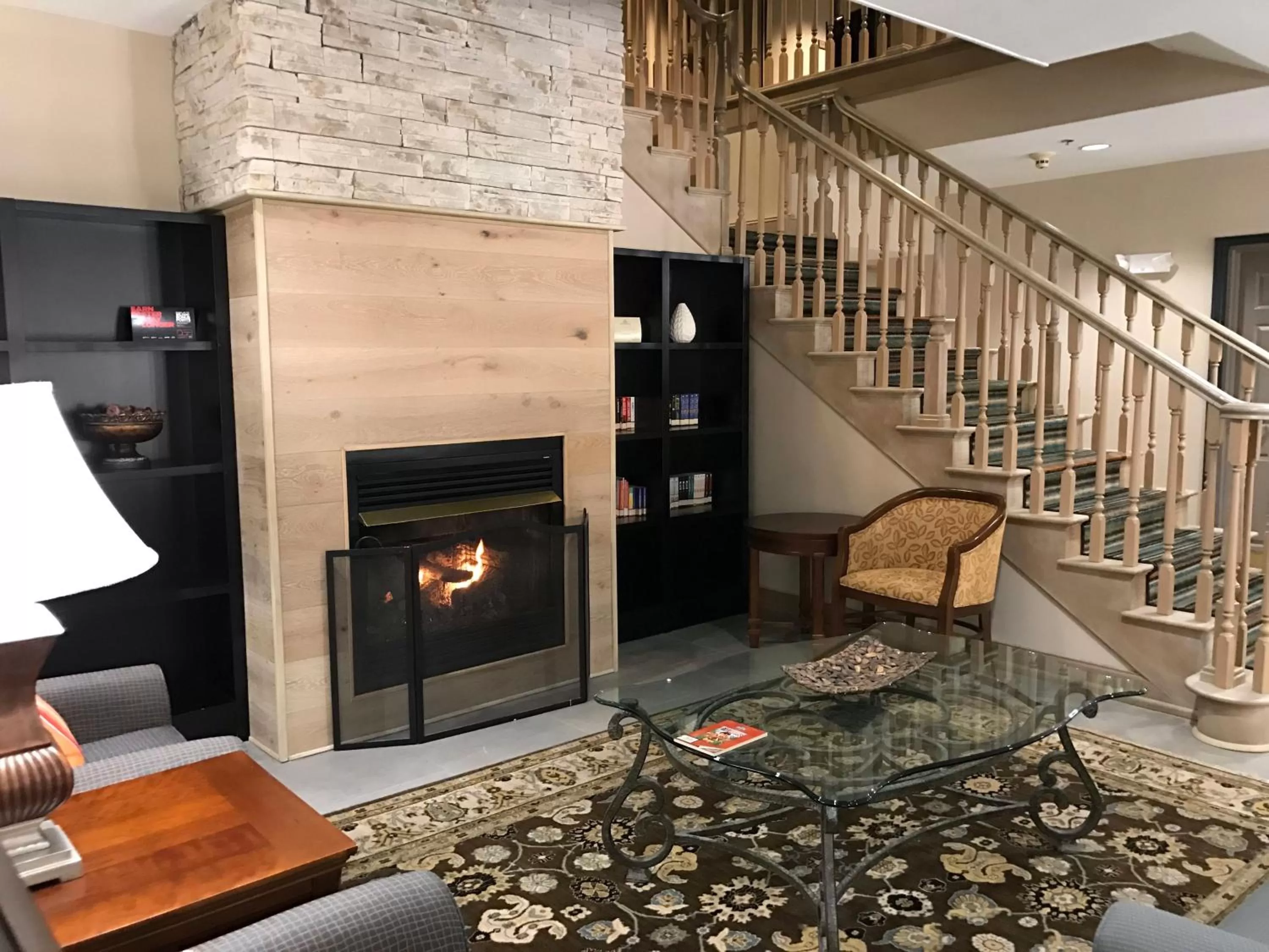 Lobby or reception in Country Inn & Suites by Radisson, Dalton, GA