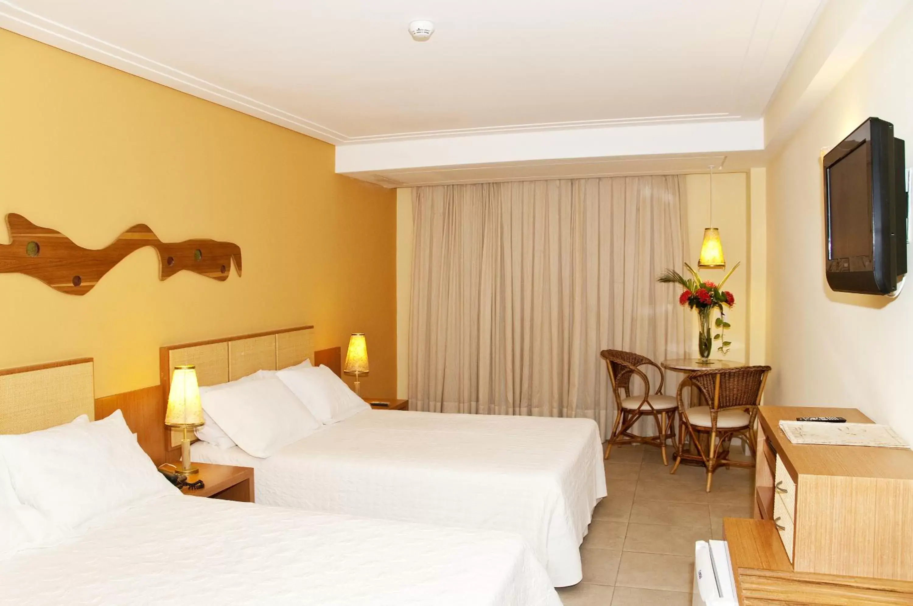 Photo of the whole room, Bed in Pontalmar Praia Hotel