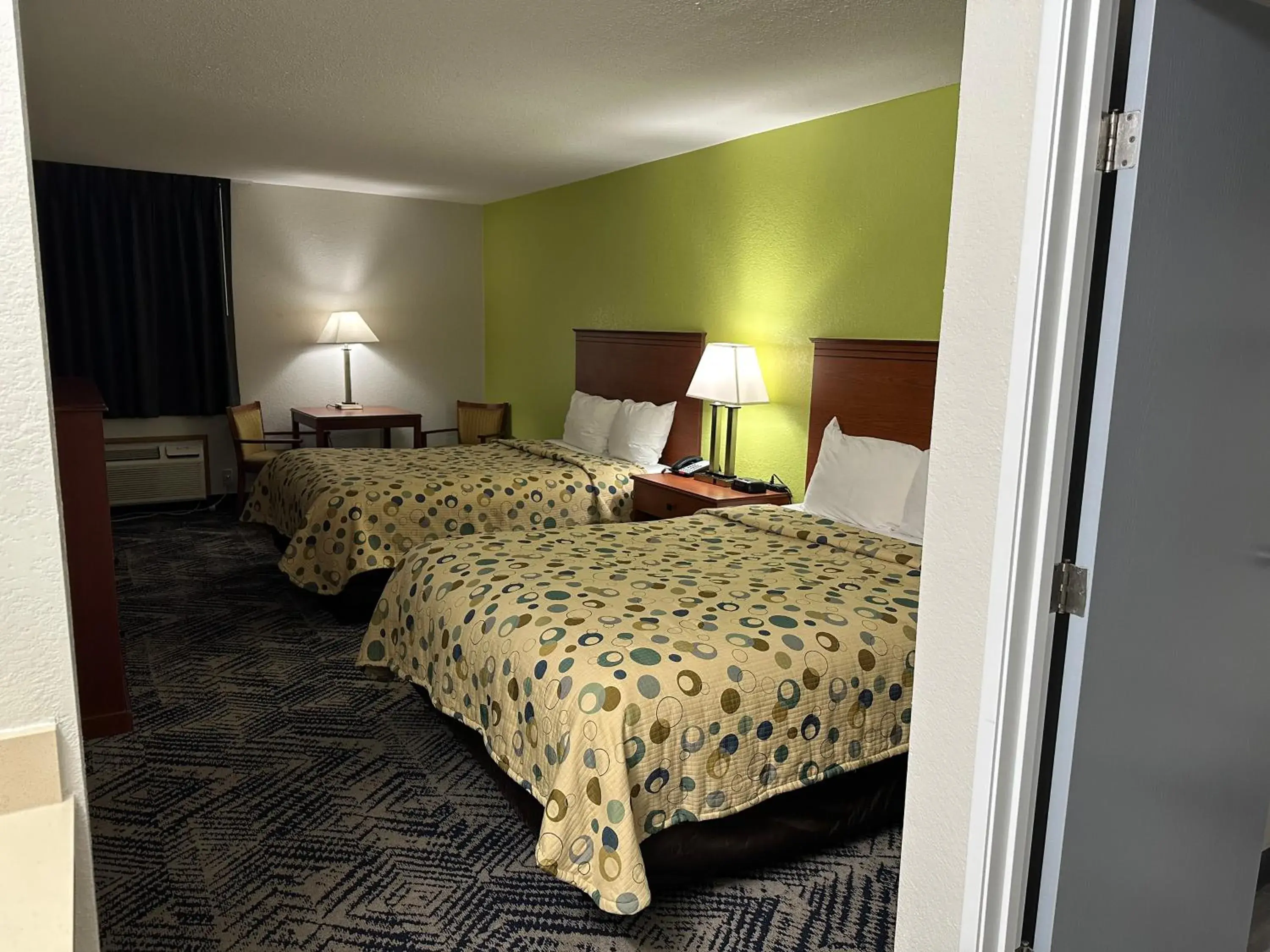 Bedroom, Bed in Baymont by Wyndham Omaha SW Bedroom, Bed in Baymont by Wyndham Omaha SW