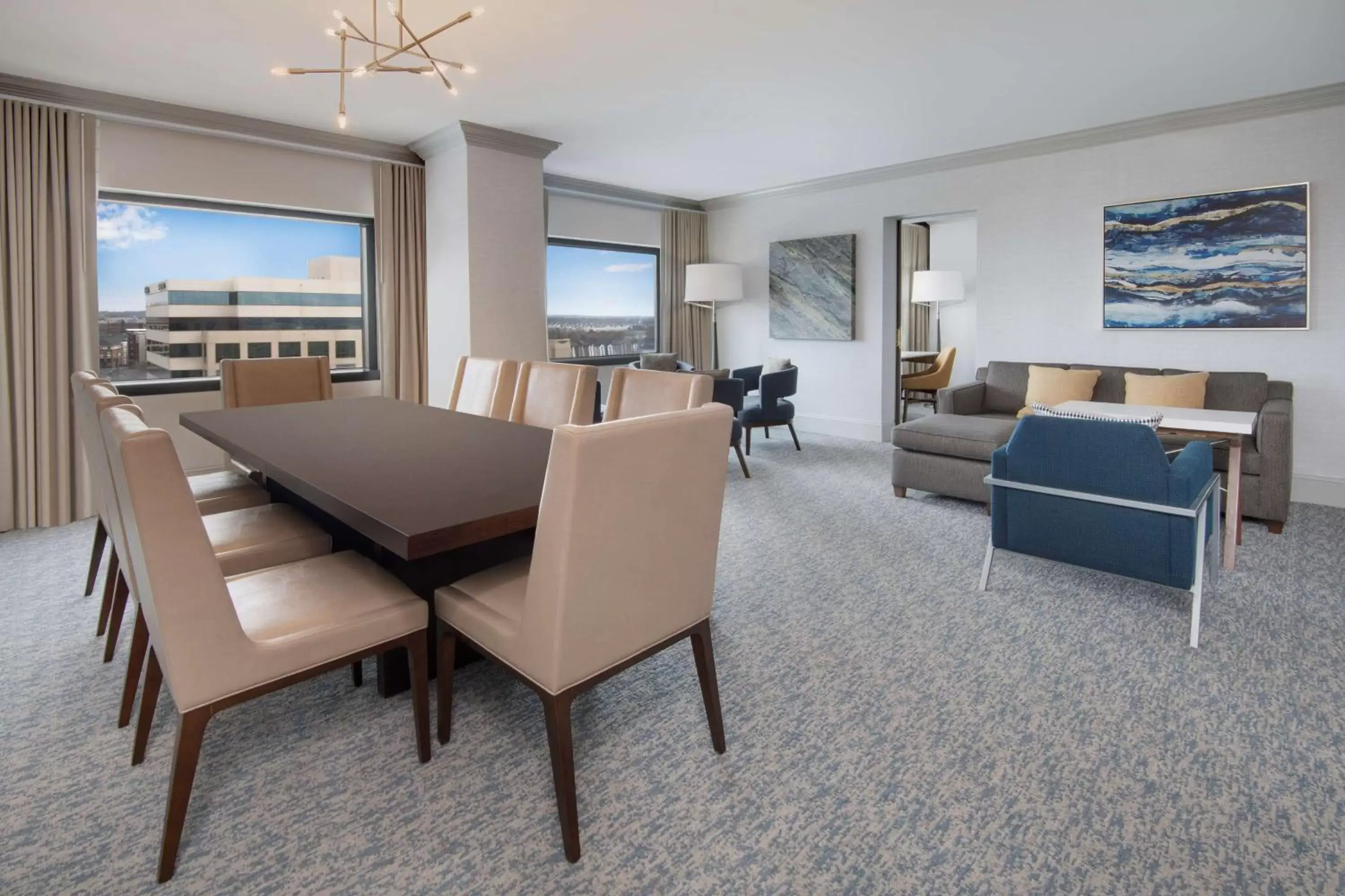 Photo of the whole room in Hyatt Regency Dulles Photo of the whole room in Hyatt Regency Dulles