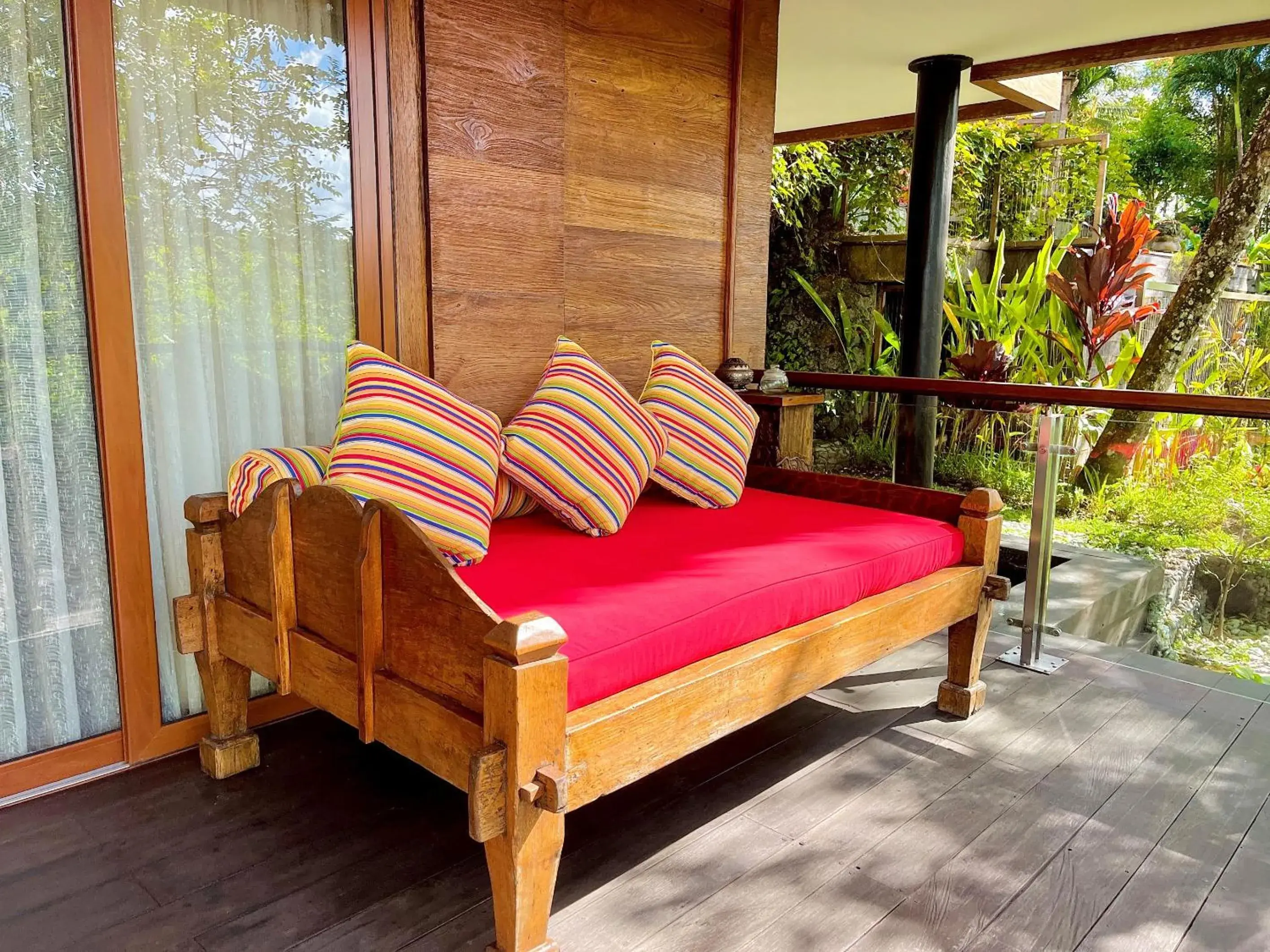 Balcony/Terrace, Seating Area in PERMATA AYUNG PRIVATE ESTATE