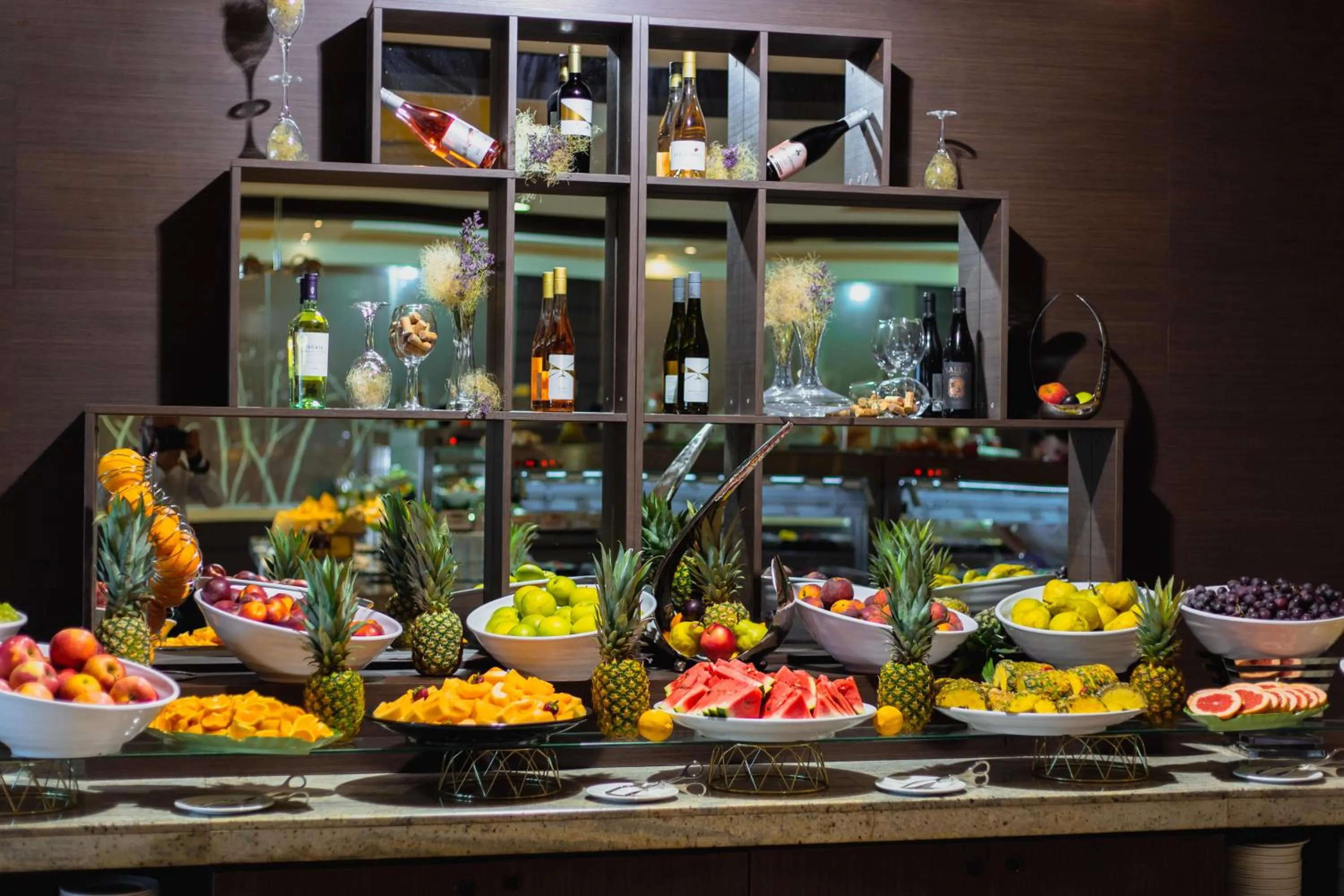 Restaurant/places to eat in International Hotel Casino & Tower Suites