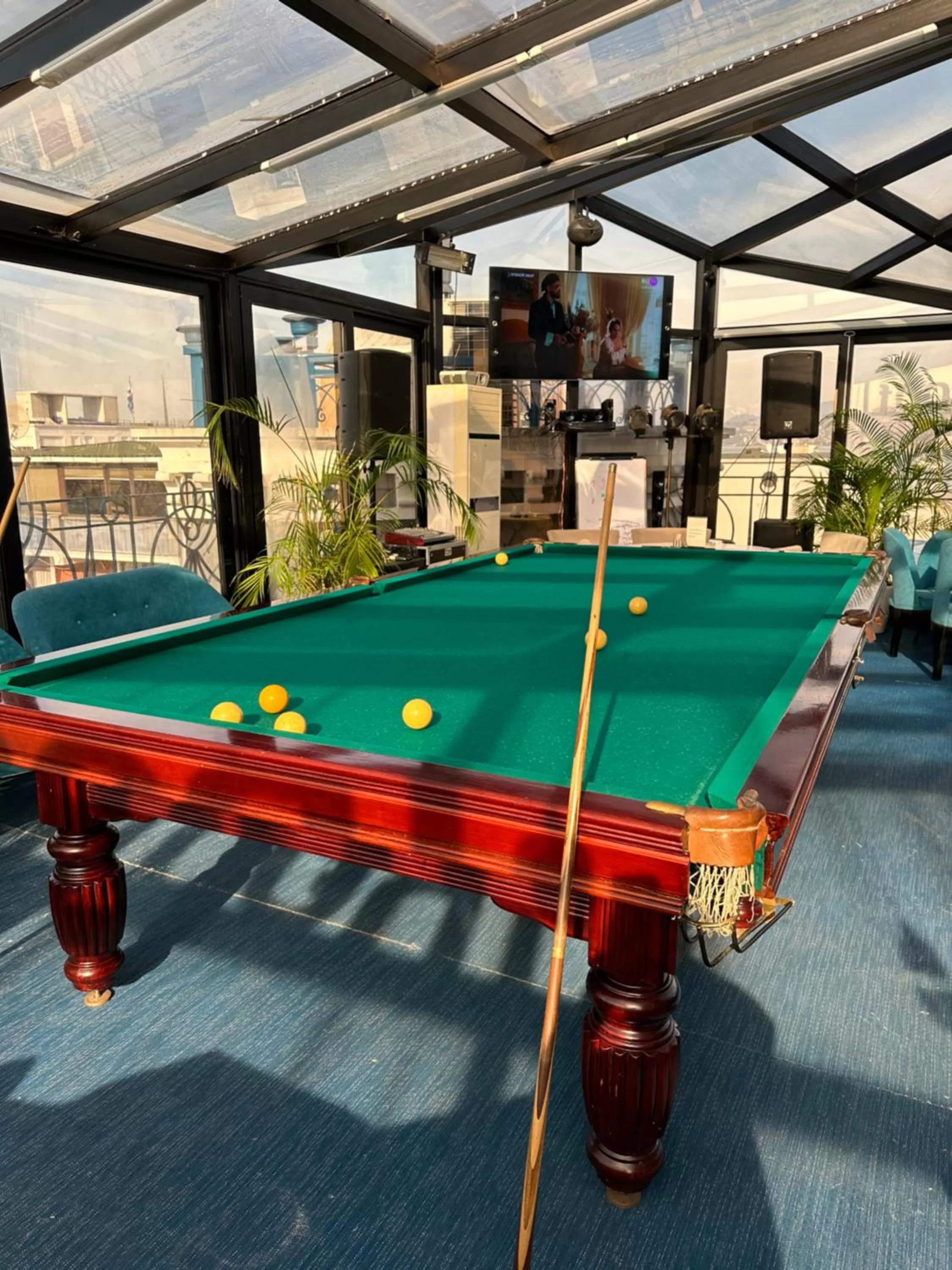 Billiard in Hotel Old Town