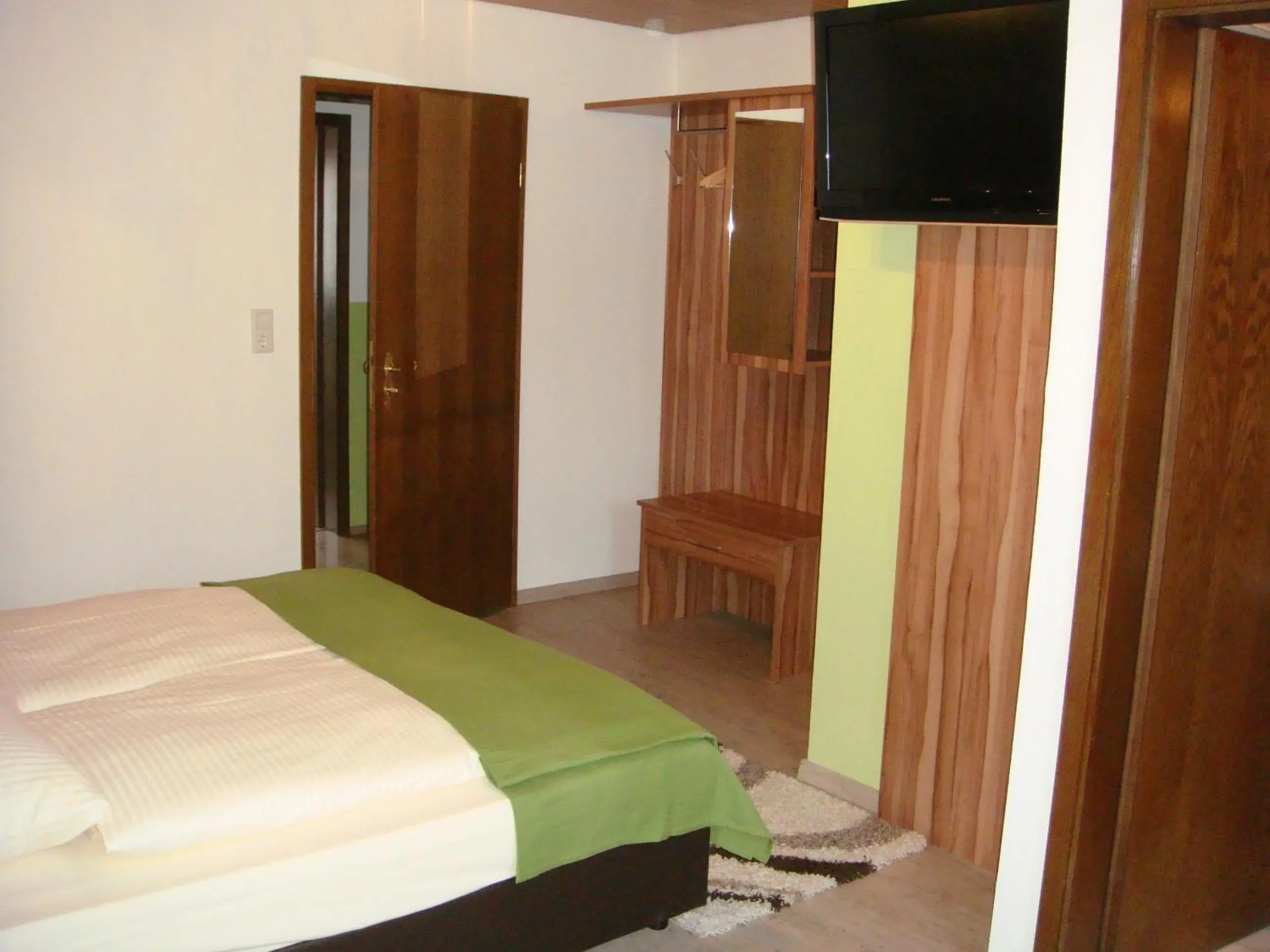 Photo of the whole room, TV/Entertainment Center in Hotel Smart-Inn