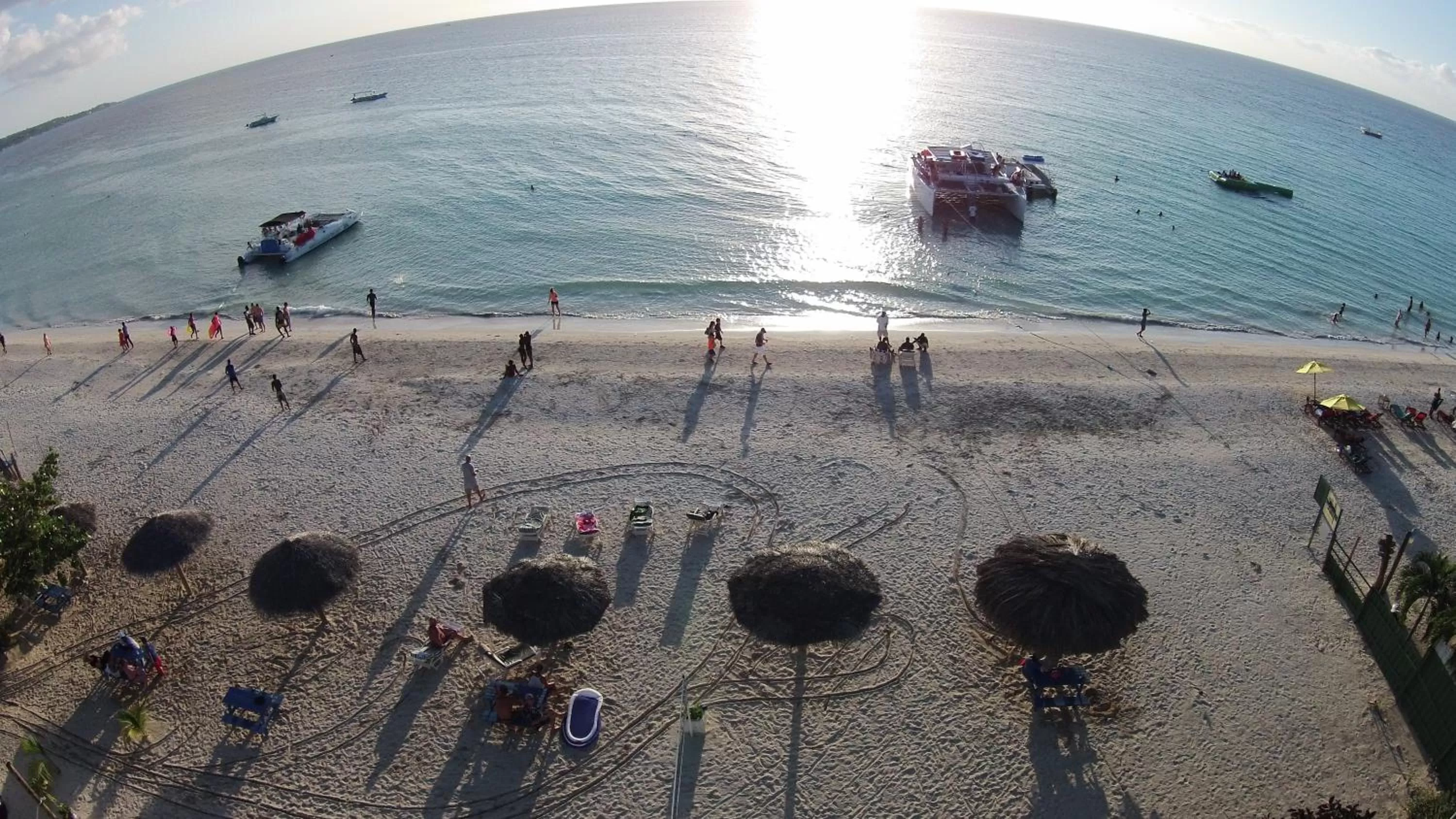 Beachcomber Club Resort