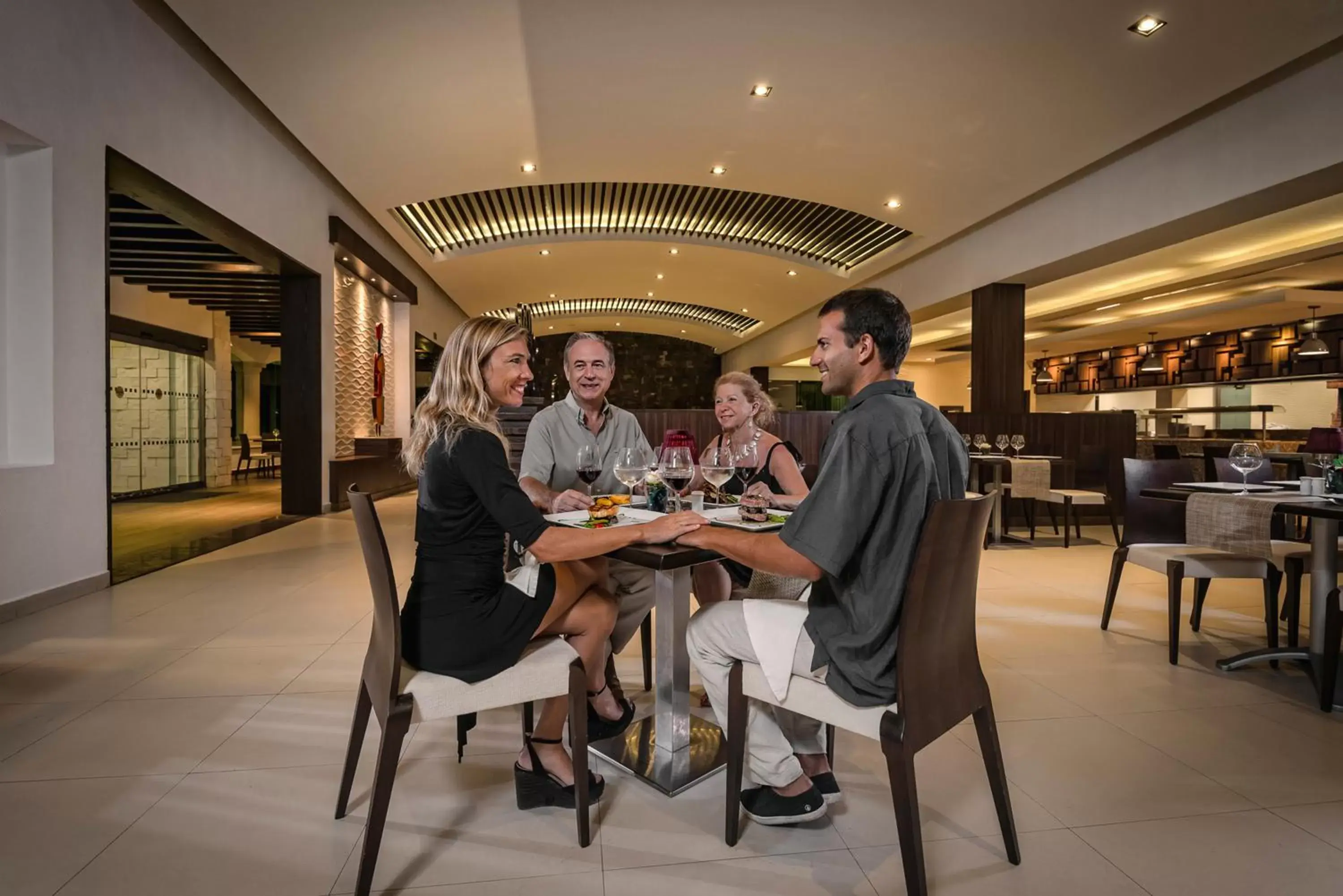 Restaurant/places to eat in Hotel Marina El Cid Spa & Beach Resort - All Inclusive