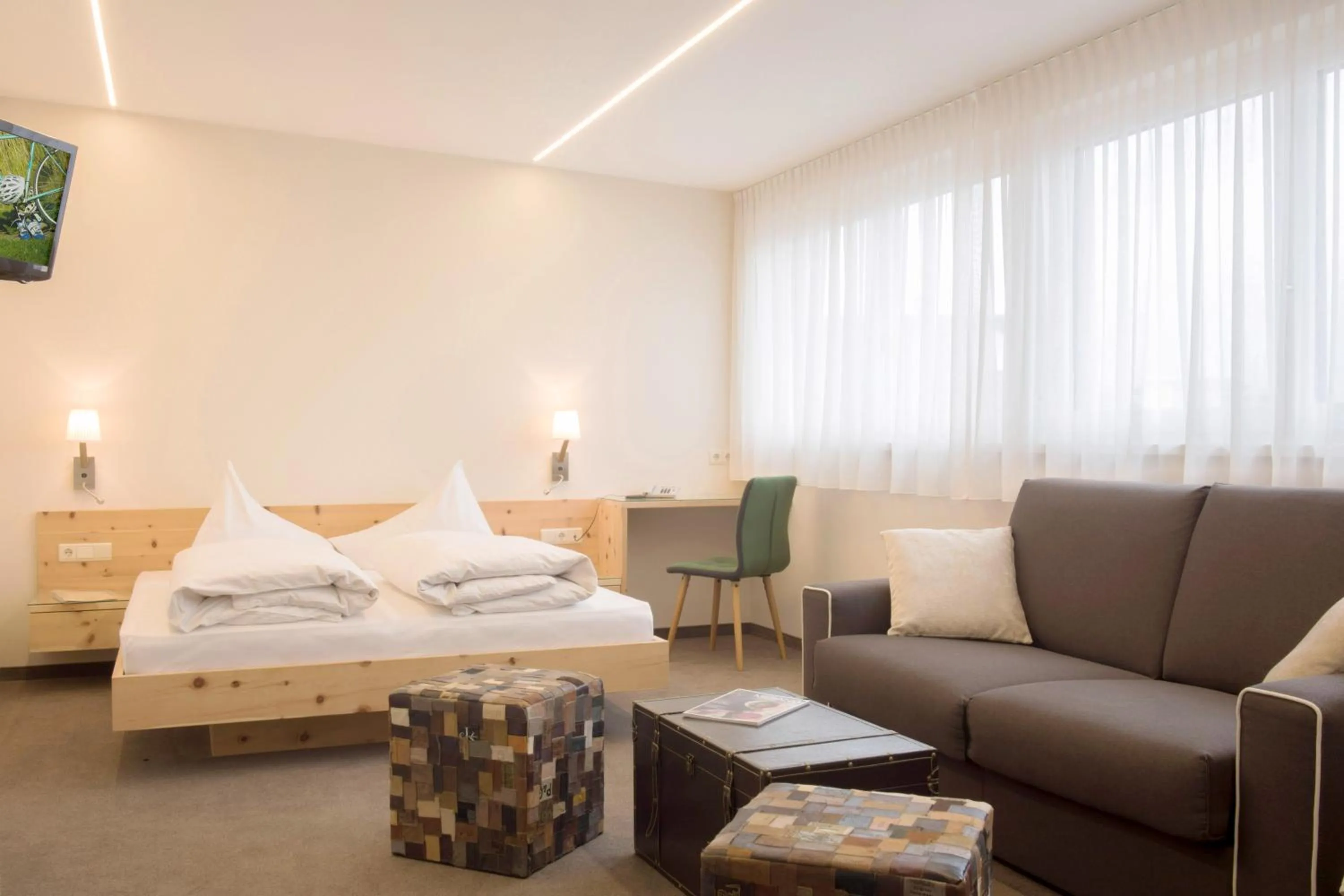 Photo of the whole room, Bed in Bed&Breakfast Pension Hilpold