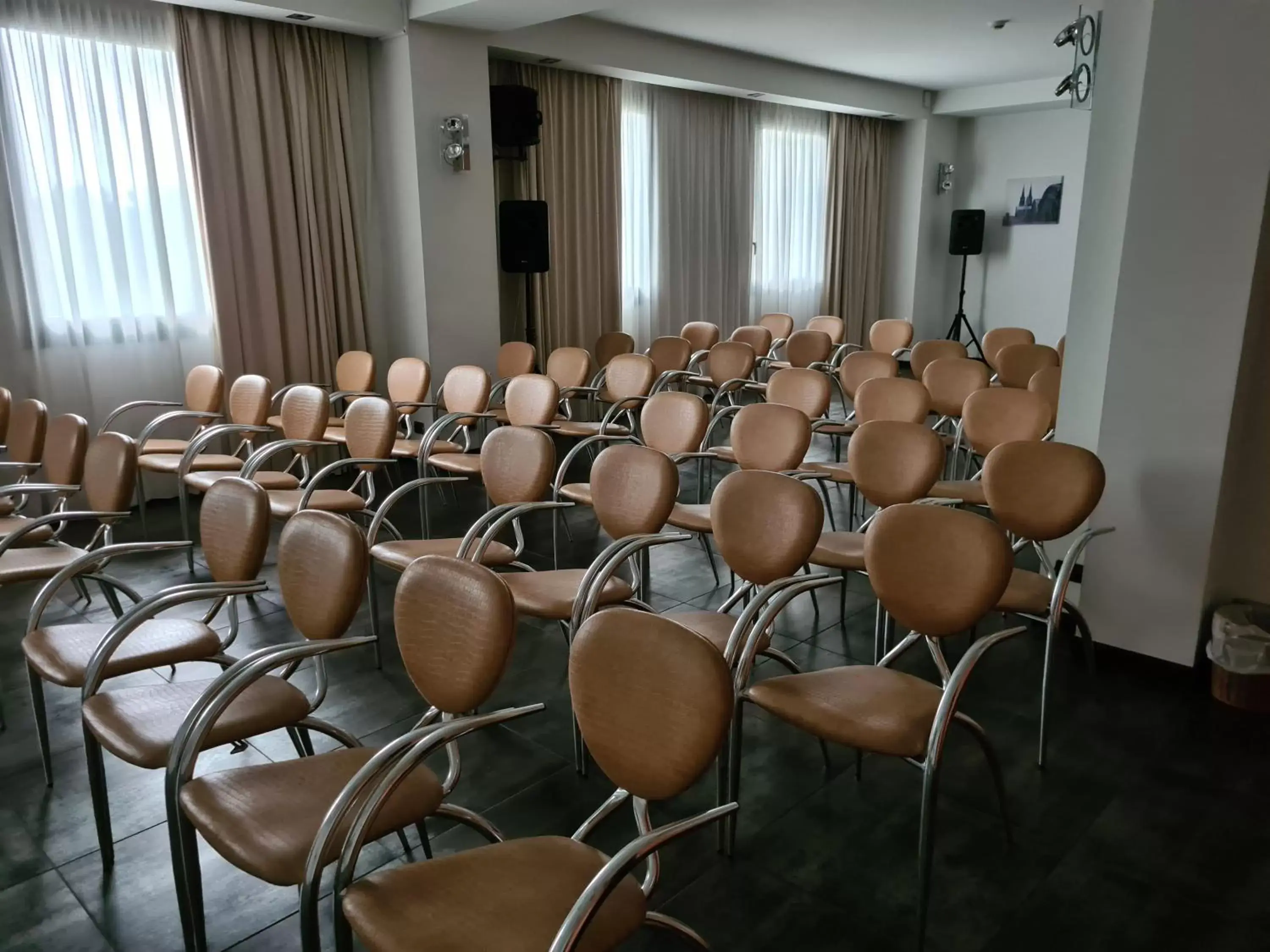 Meeting/conference room in Vercelli Palace Hotel