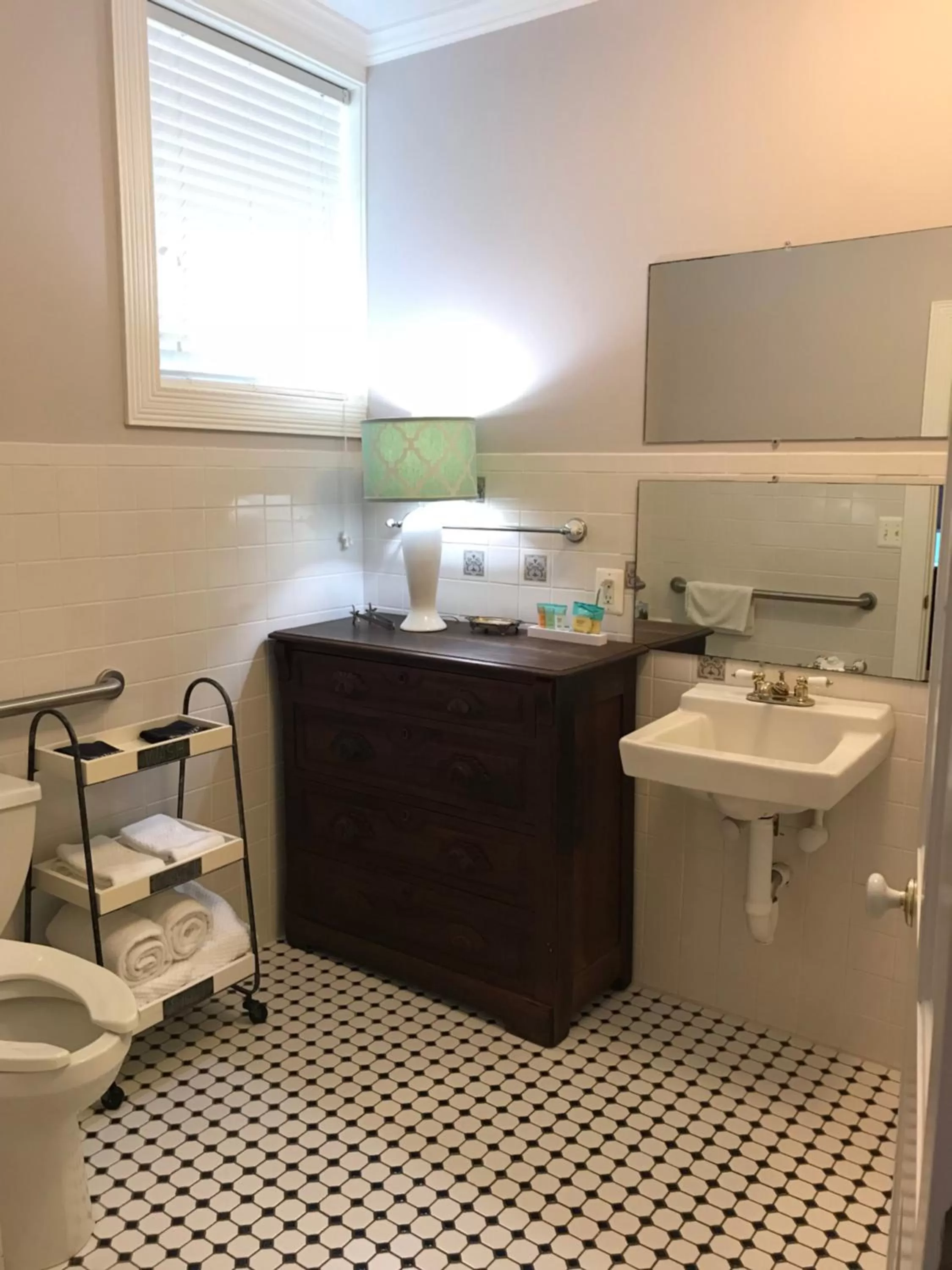 Shower, Bathroom in Elaine's Cape May Boutique Hotel