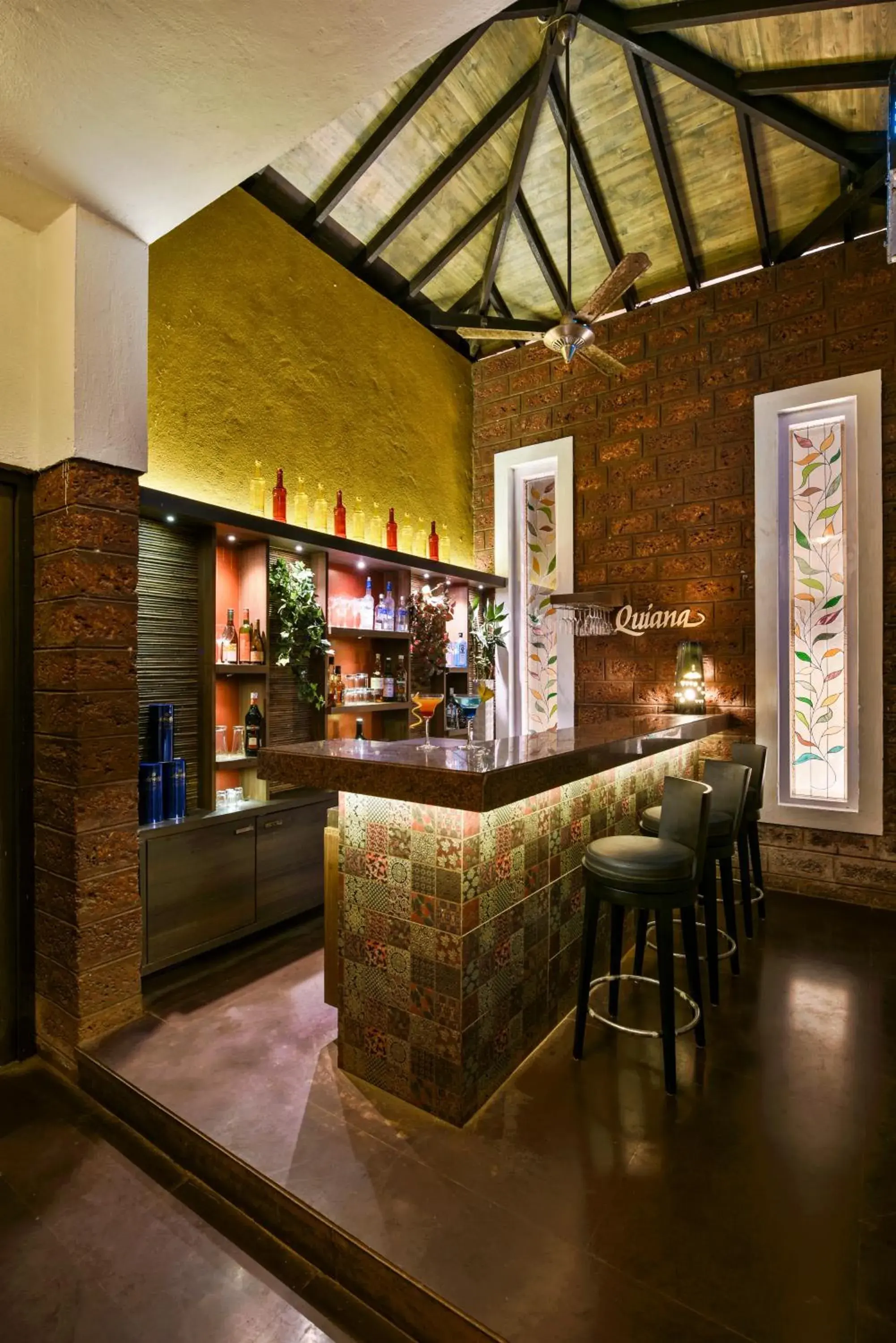 Lounge or bar in The Fern Samali Resort Lounge or bar in The Fern Samali Resort