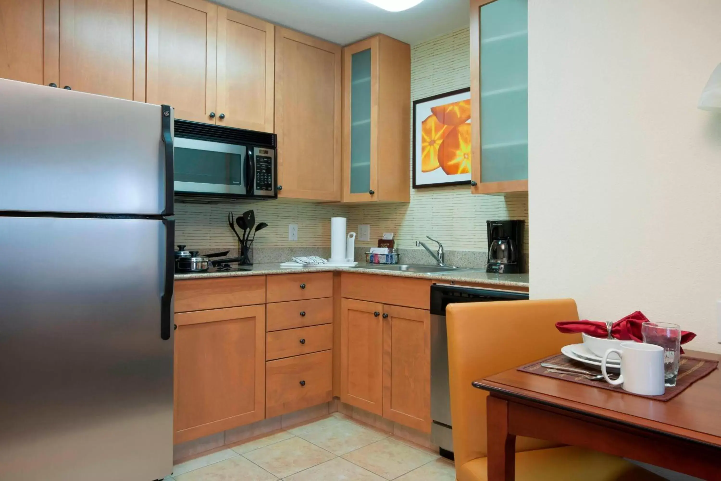 Bedroom, Kitchen/Kitchenette in Residence Inn by Marriott San Antonio North Stone Oak