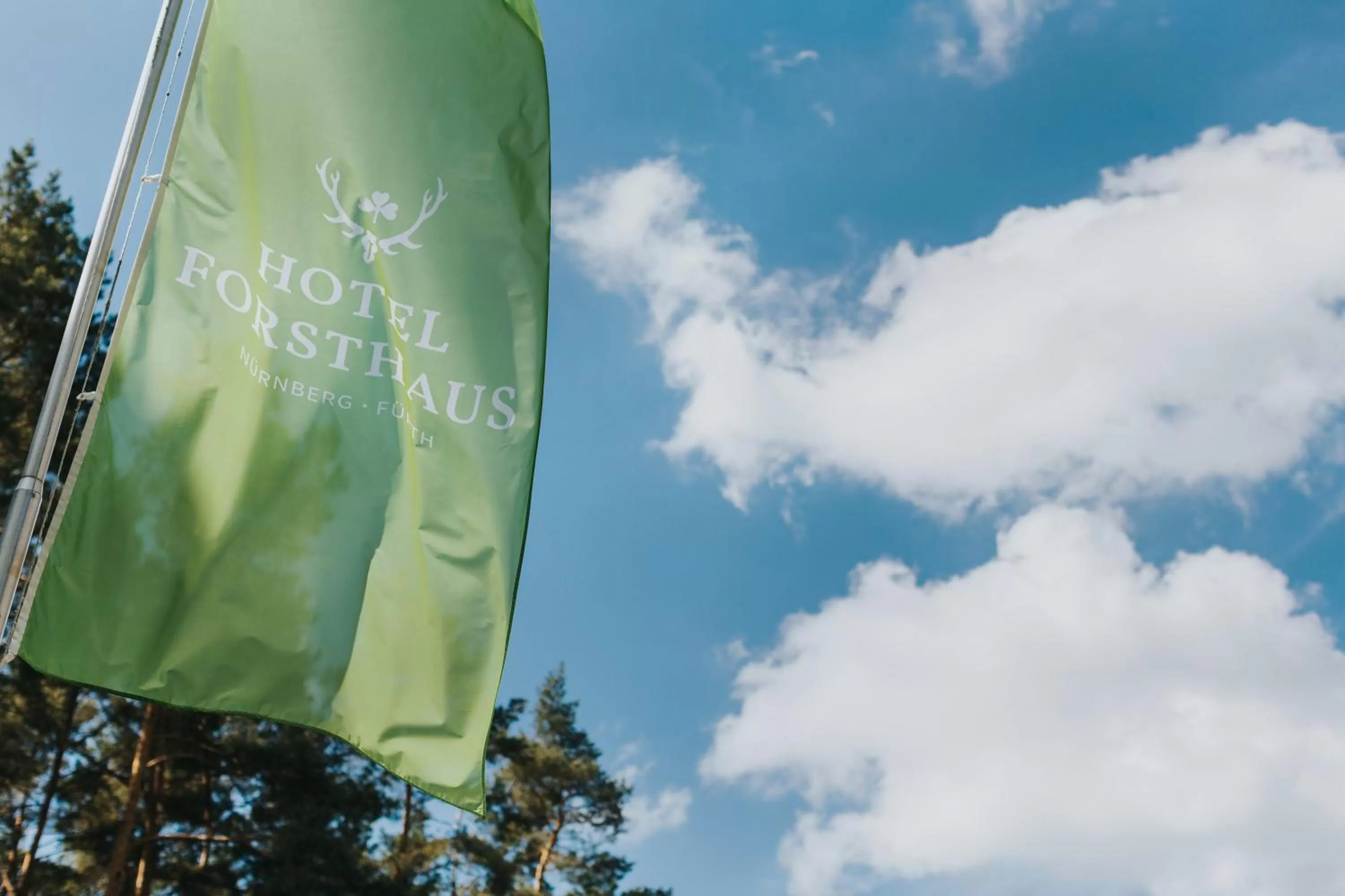 Property logo or sign in Hotel Forsthaus Nürnberg Fürth