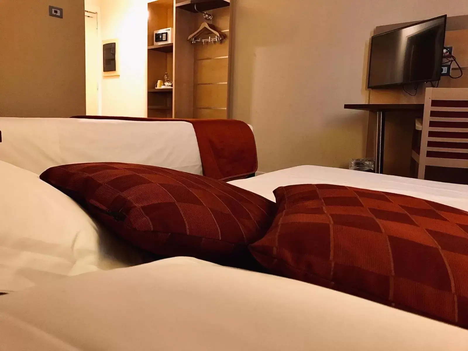 Bed in Bes Hotel Bergamo Ovest