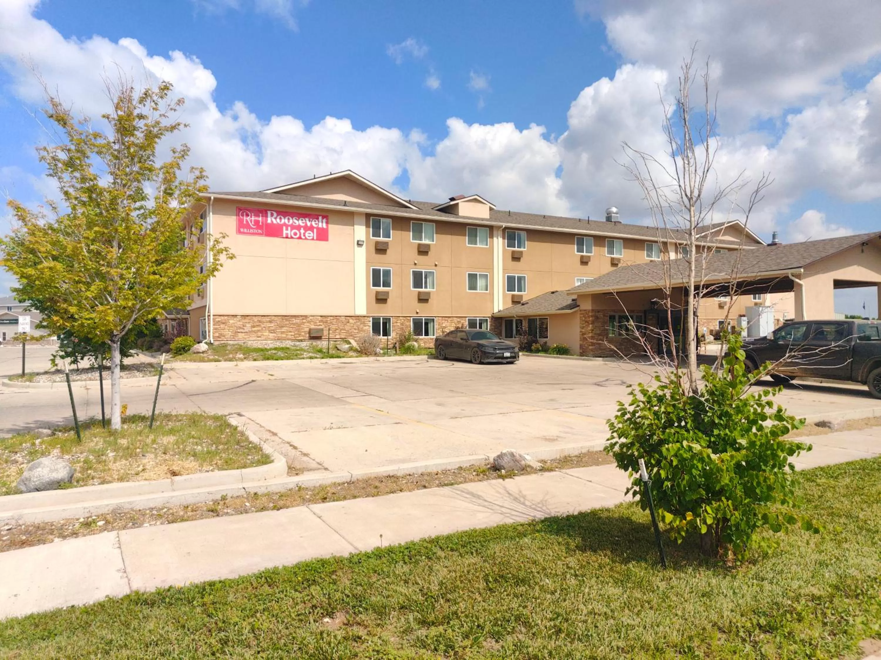 Property building in Roosevelt Hotel