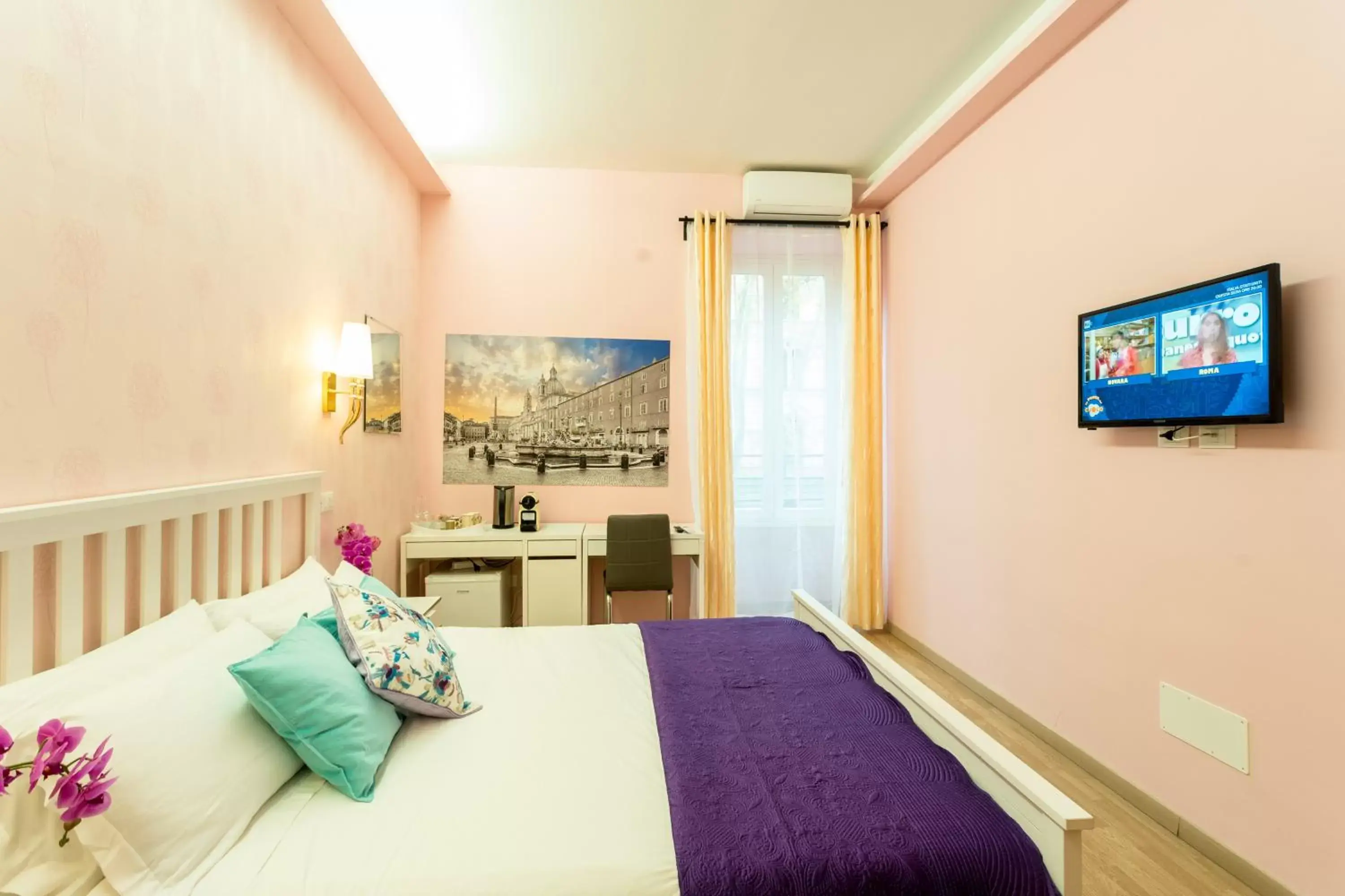 TV and multimedia, Bed in BQ House Milizie Luxury Rooms