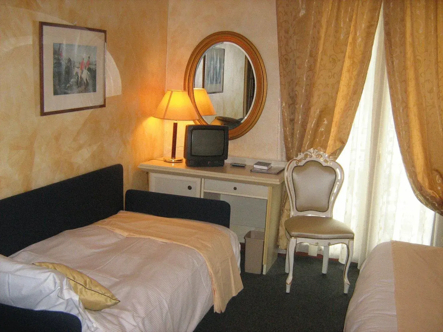 Photo of the whole room, Bed in Hotel San Marino