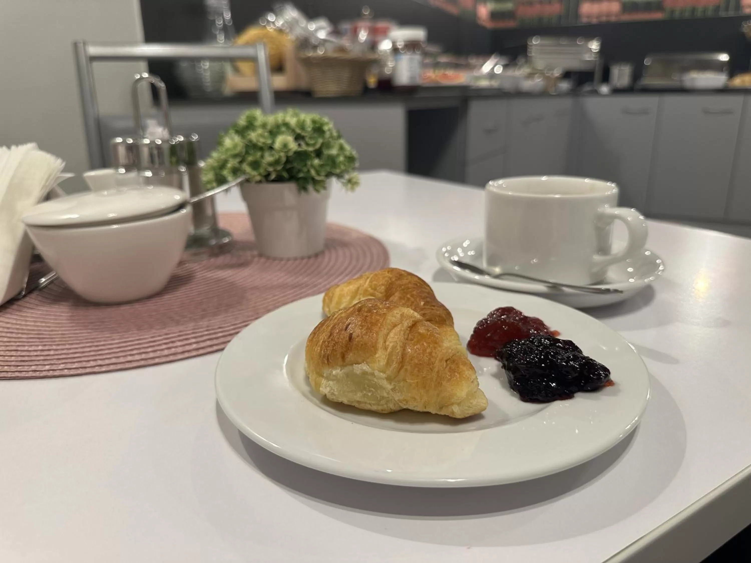 Restaurant/places to eat in Hotel Downtown Kraków