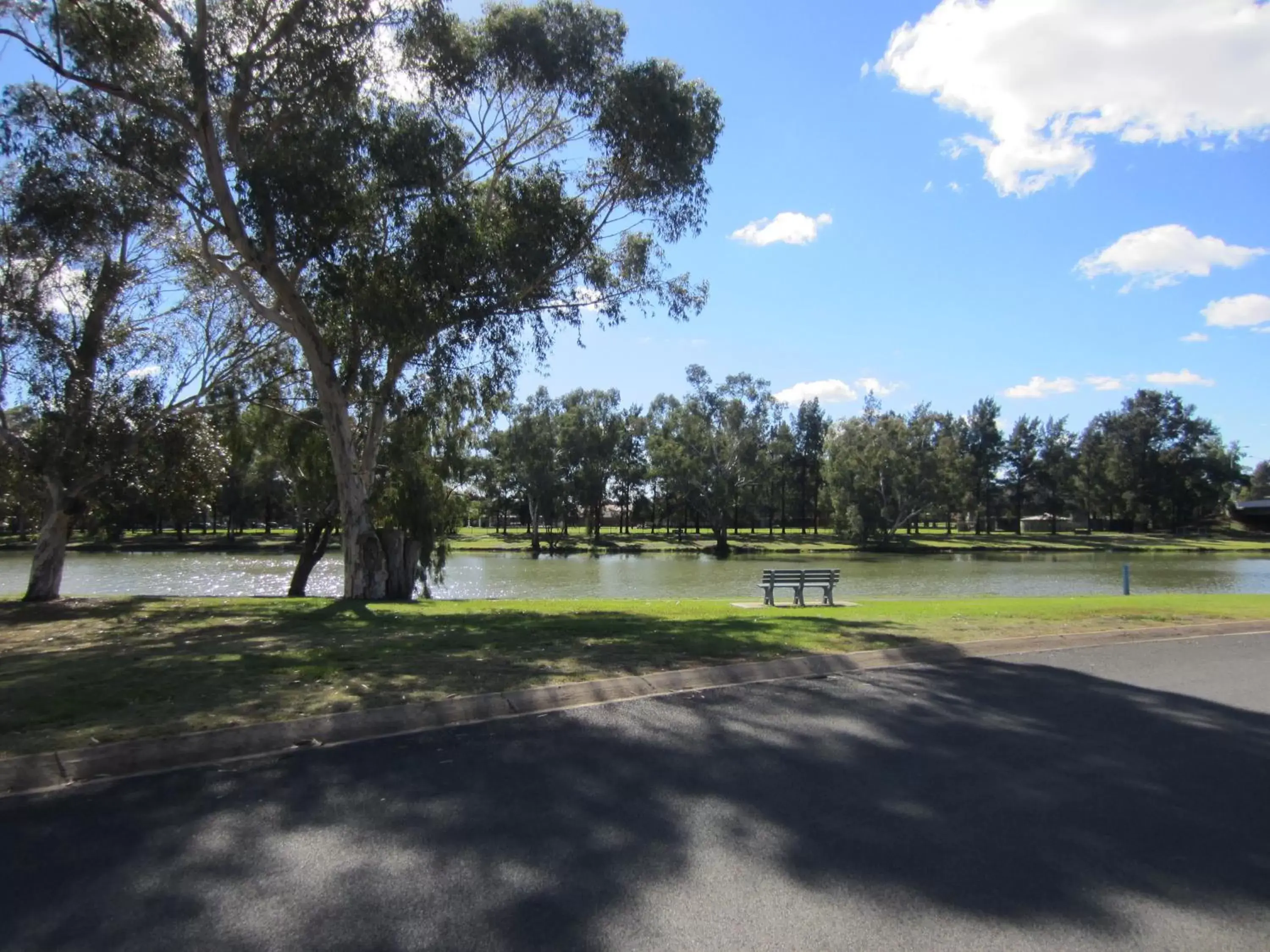 River view in Lake Forbes Motel