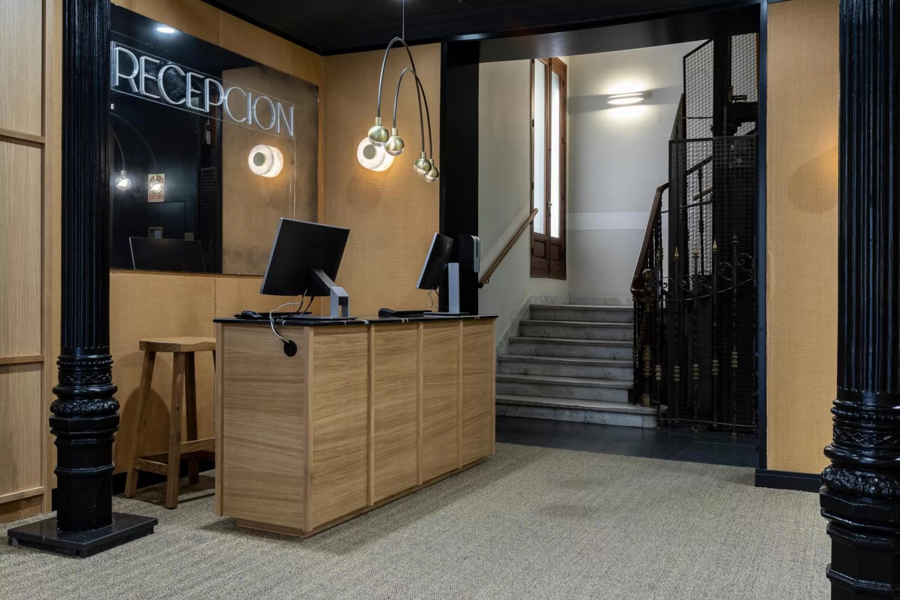 Lobby or reception in Petit Palace Preciados