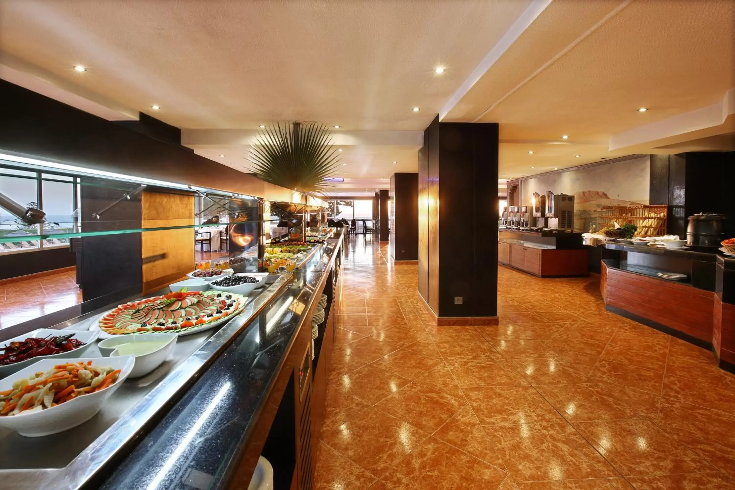 Restaurant/Places to Eat in Anezi Tower Hotel