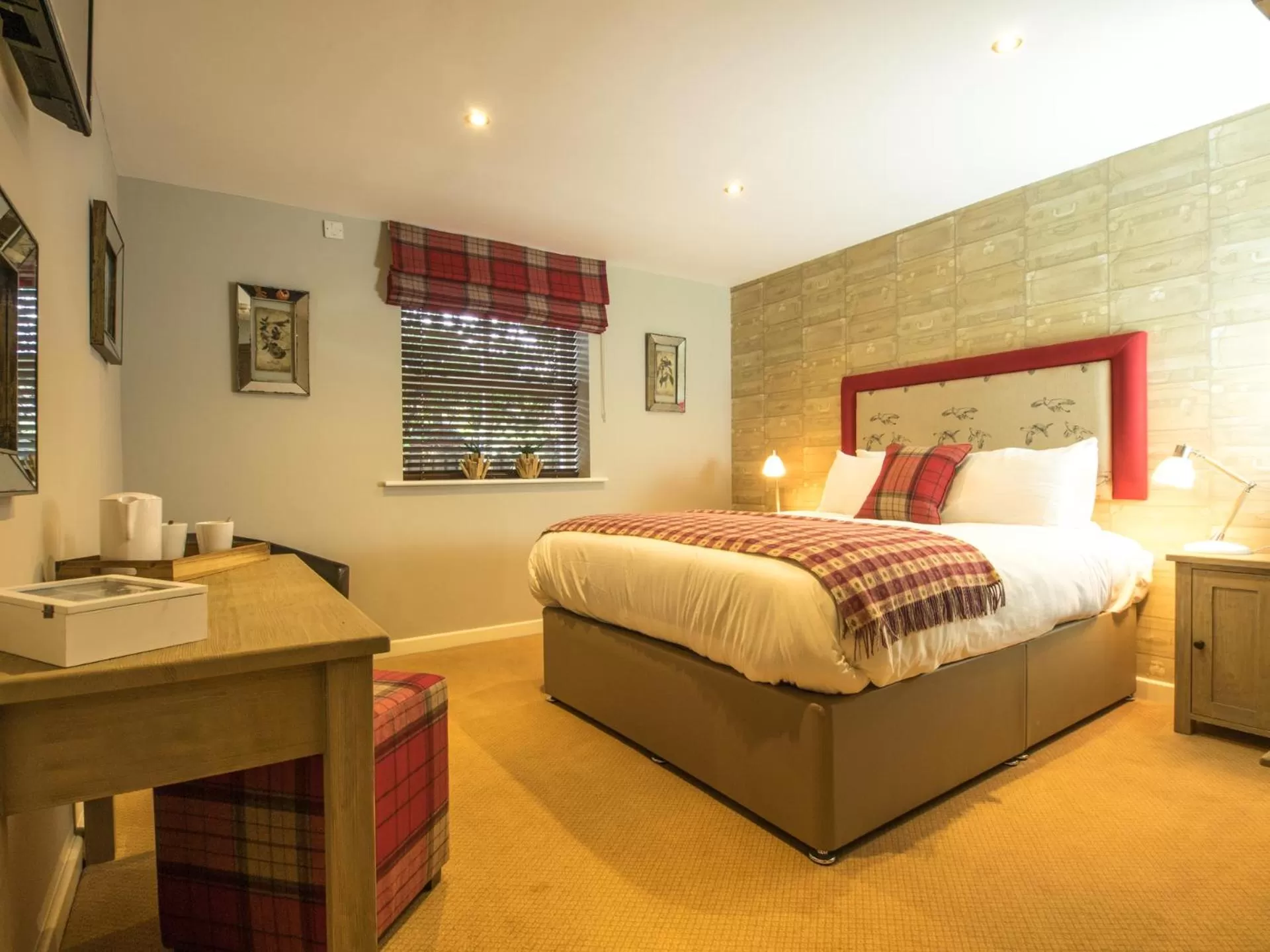 Bed in The World's End - Northampton