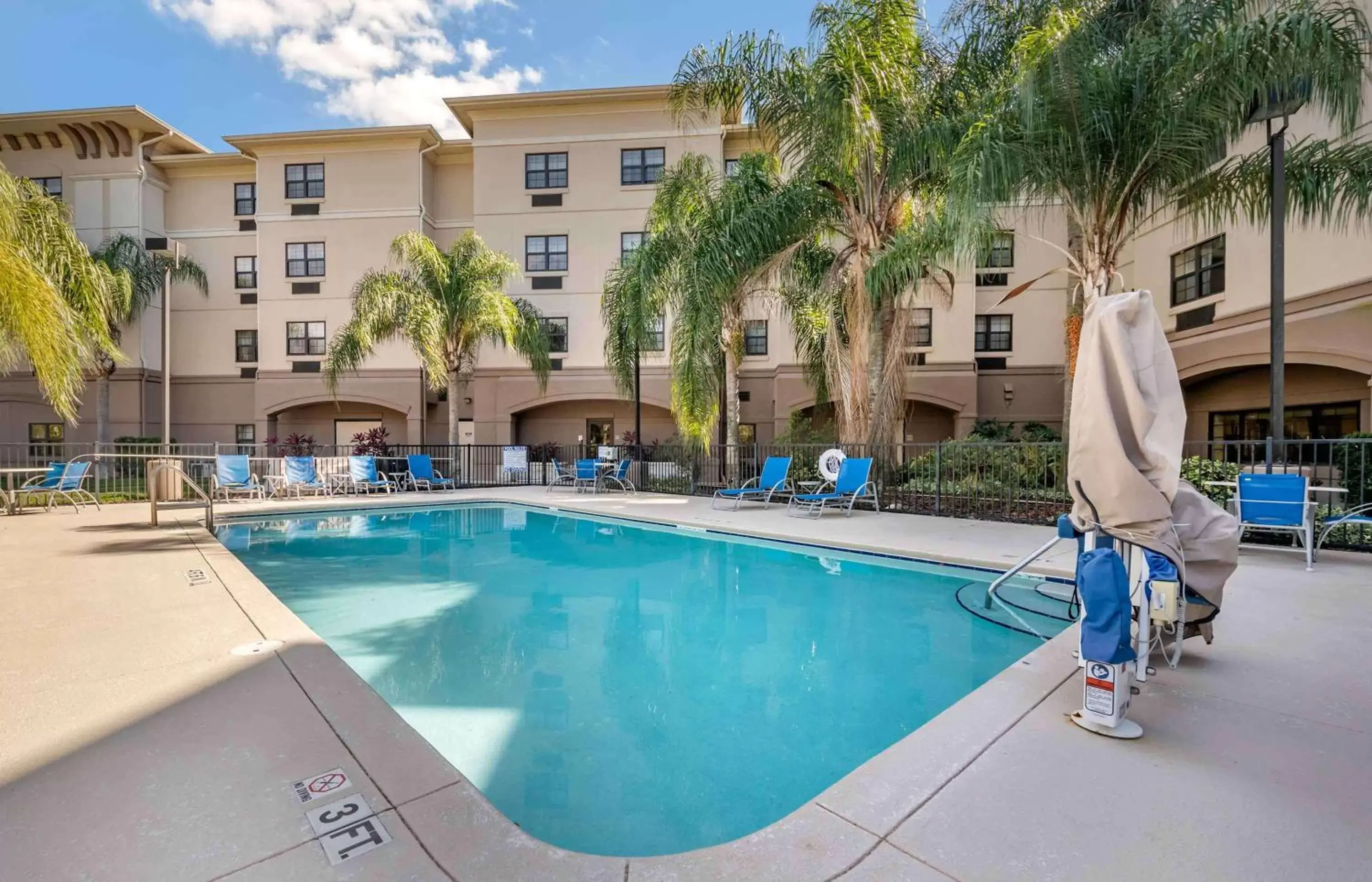 Pool view, Property Building in Extended Stay America Premier Suites - Lakeland - I-4