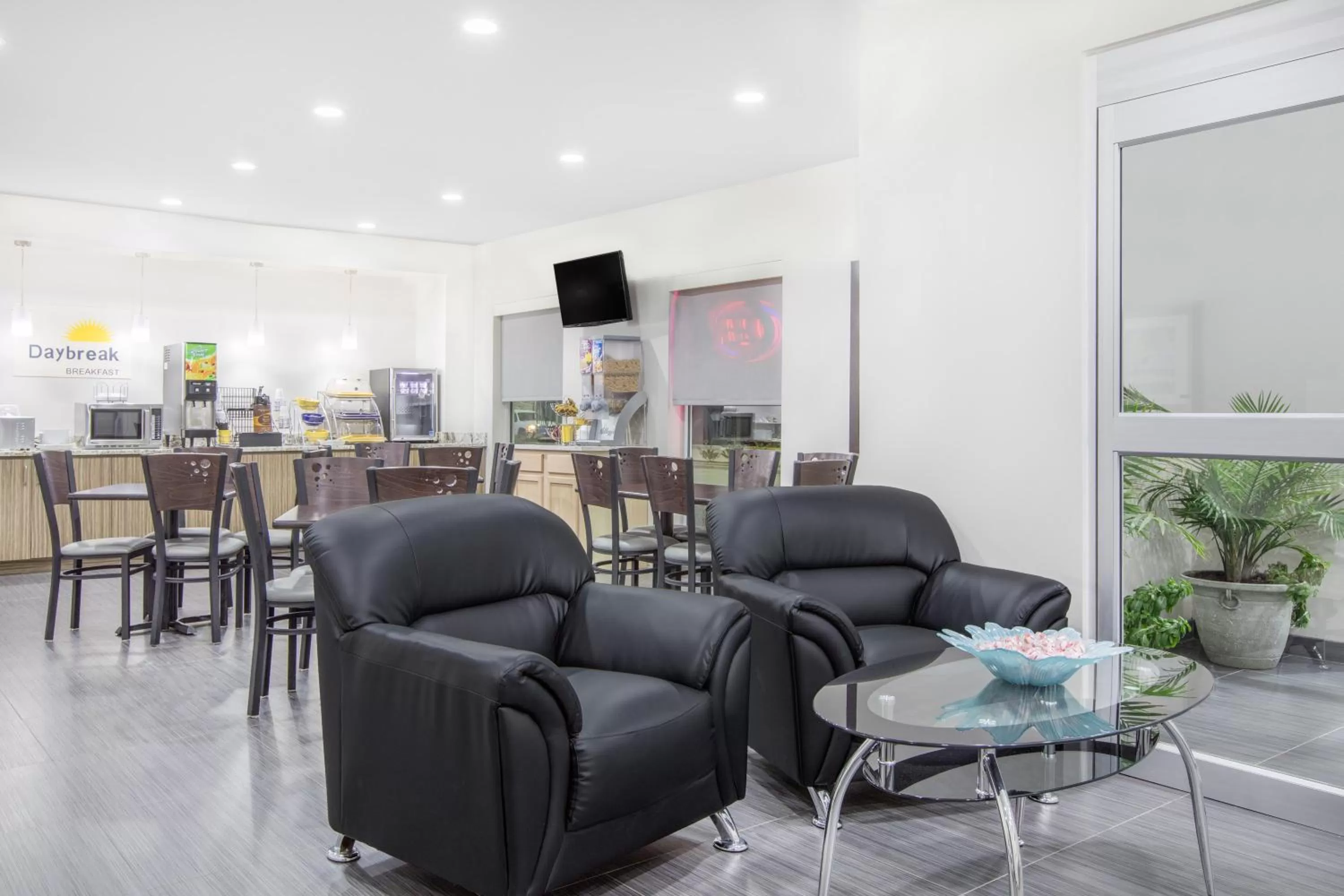 Lobby or reception in Days Inn by Wyndham Bryan