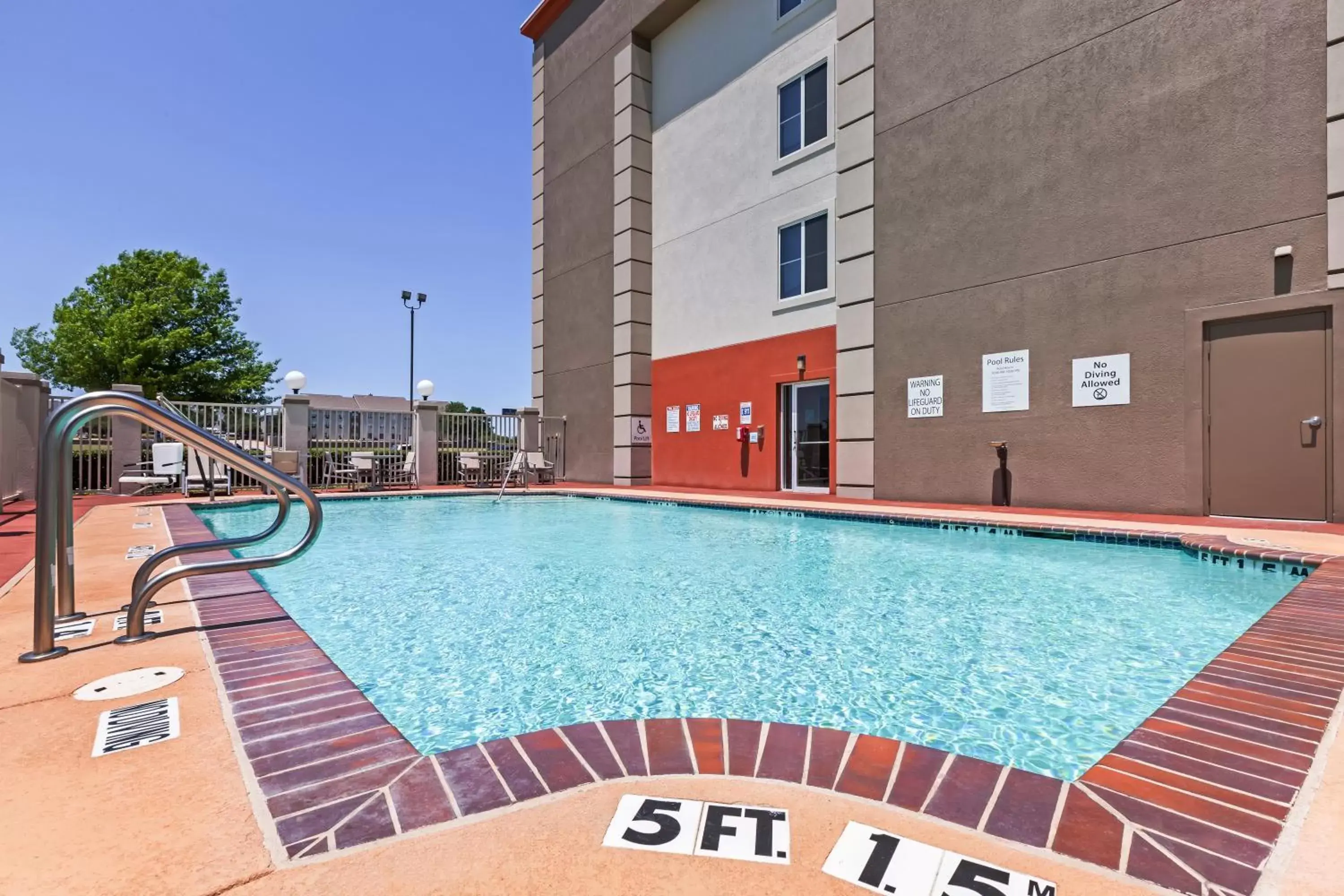 Swimming Pool in Holiday Inn Express Hotel & Suites Dallas Lewisville, an IHG Hotel