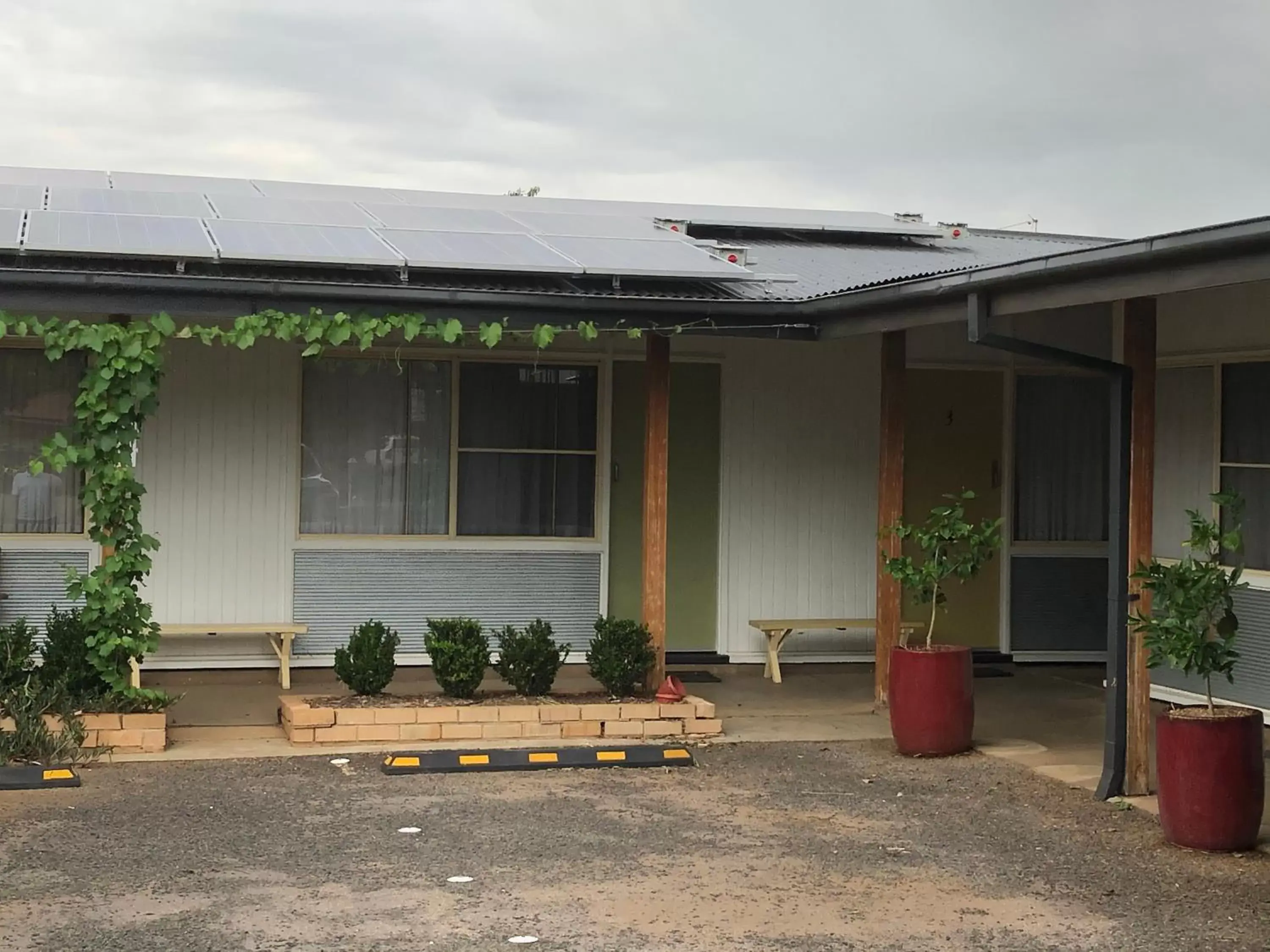 Patio in Memphis Motor Inn