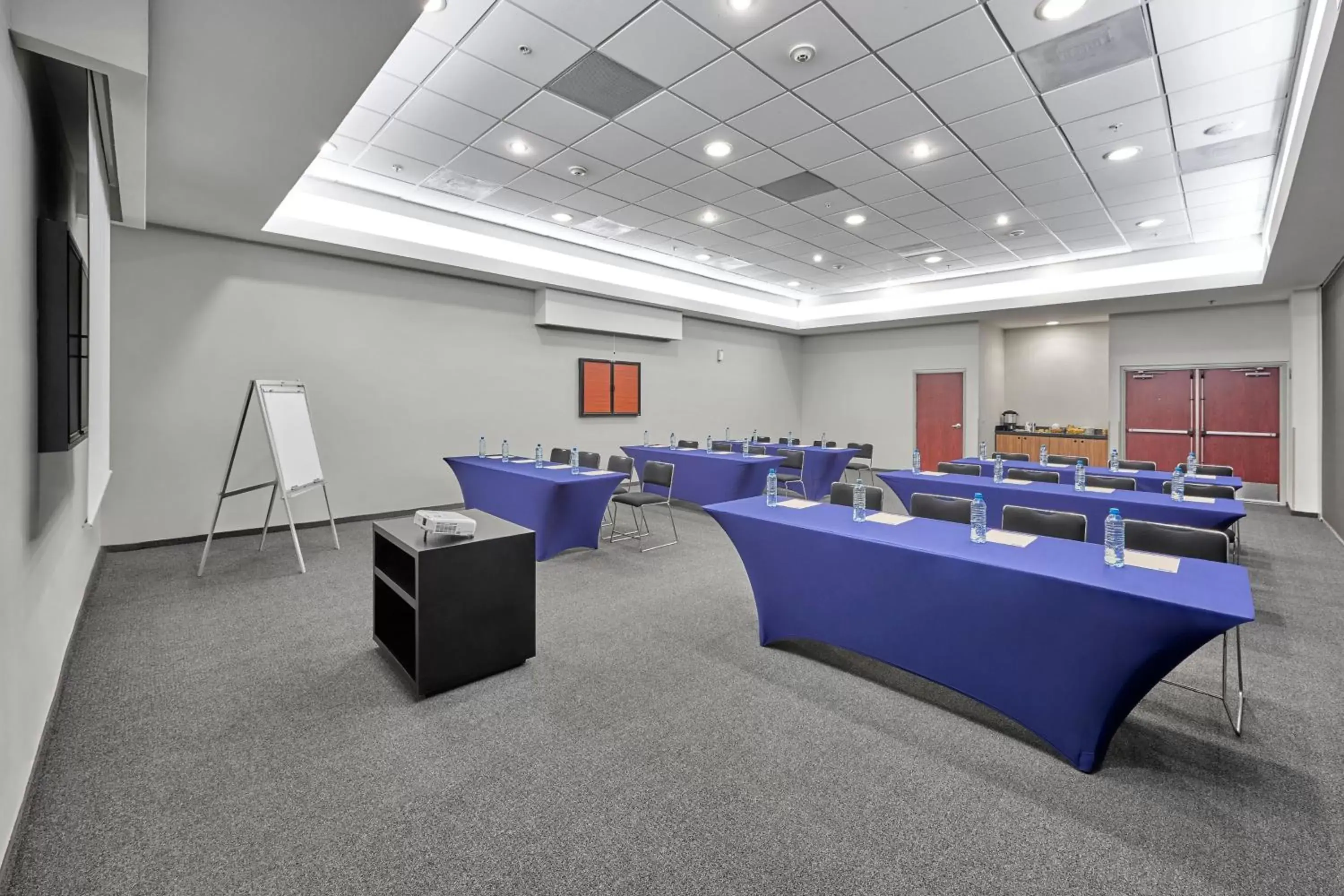 Meeting/conference room in City Express by Marriott Monterrey Aeropuerto