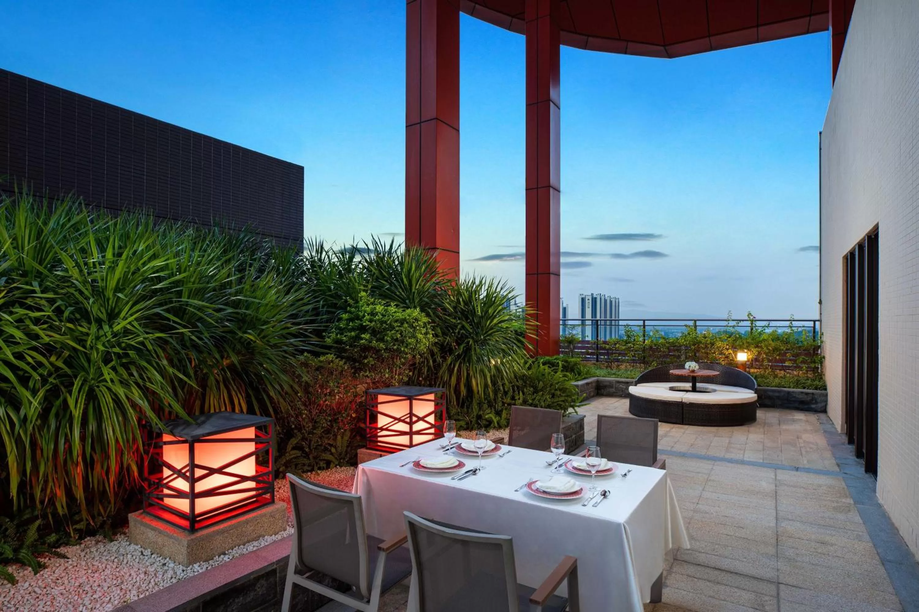 Photo of the whole room in Four Points by Sheraton Guangdong, Heshan